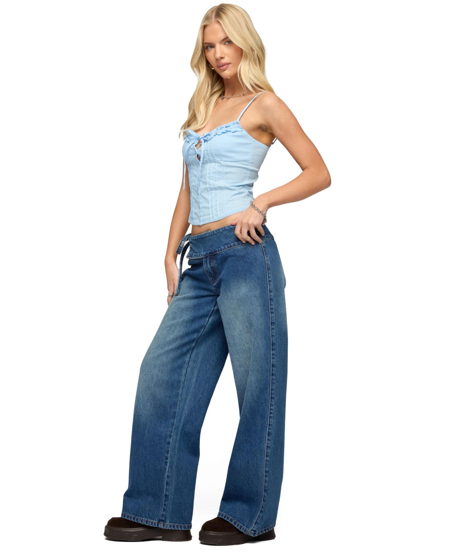 Женский топ Edikted Kerah Ruffle Button, цвет: Светлый синий — фото 3