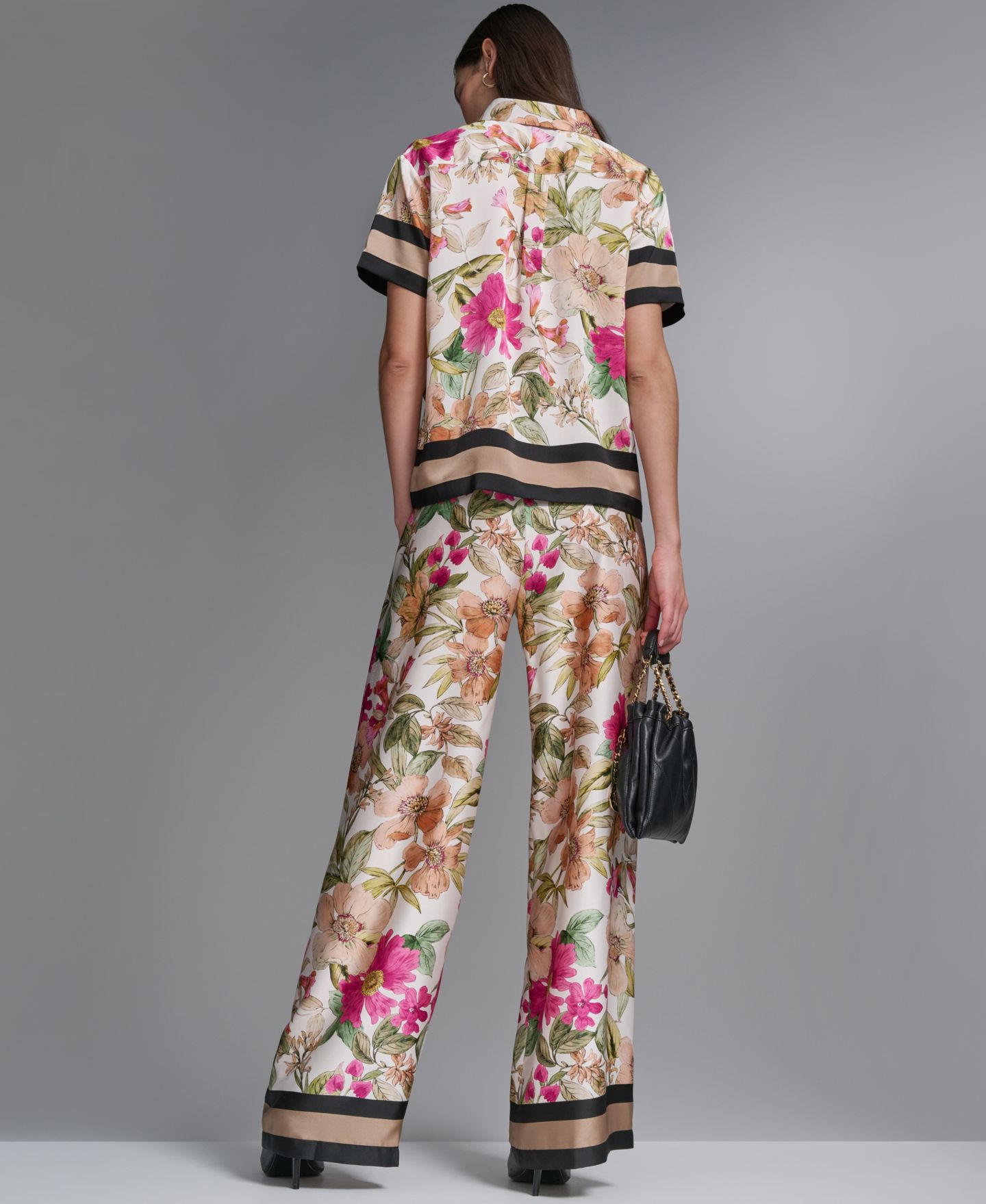 Женская рубашка KARL LAGERFELD PARIS Short-Sleeve Printed Camp, цвет: Бисквитный / Пудровый комбинированный — фото 11