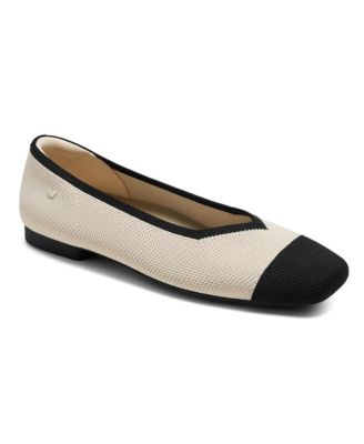 Women's Margot 2.0 Square-Toe V-Cut Ballet Flats