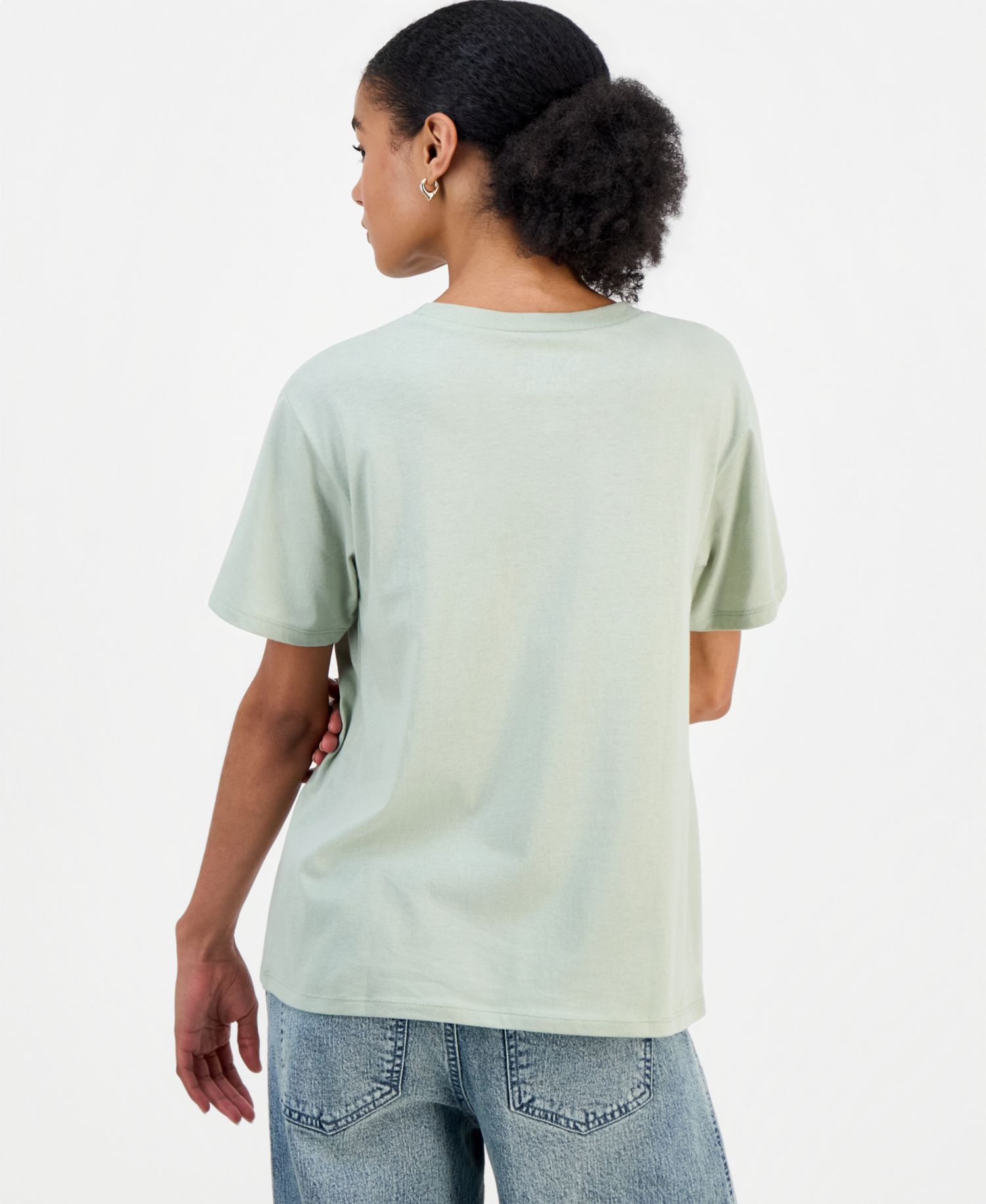 Juniors' Pooh Hundred-Acre-Wood Graphic T-Shirt