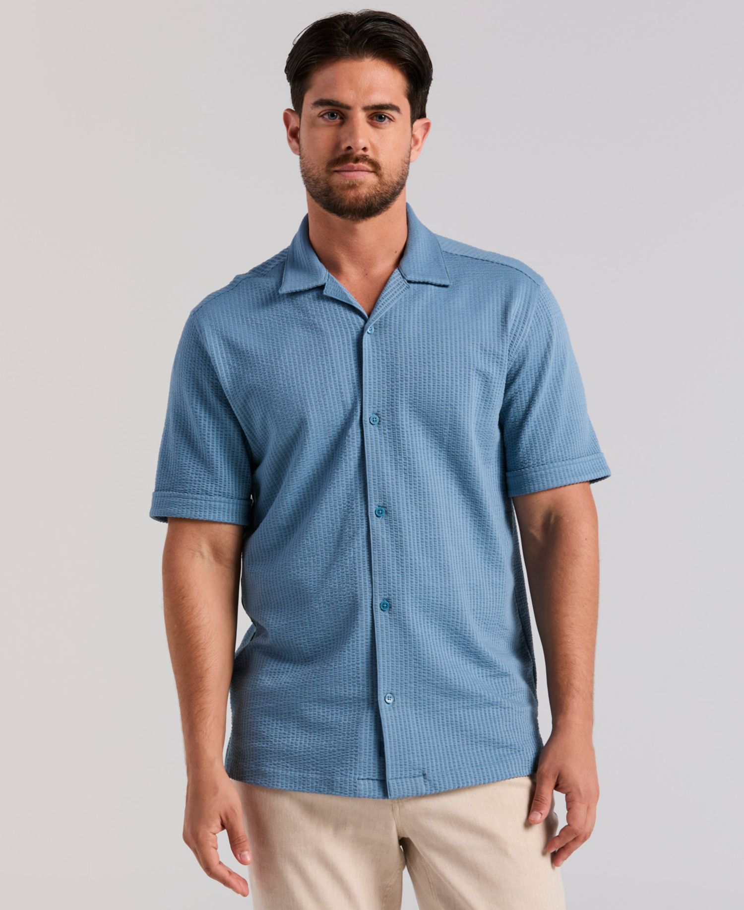 Men's Short-Sleeve Seersucker Knit Shirt
