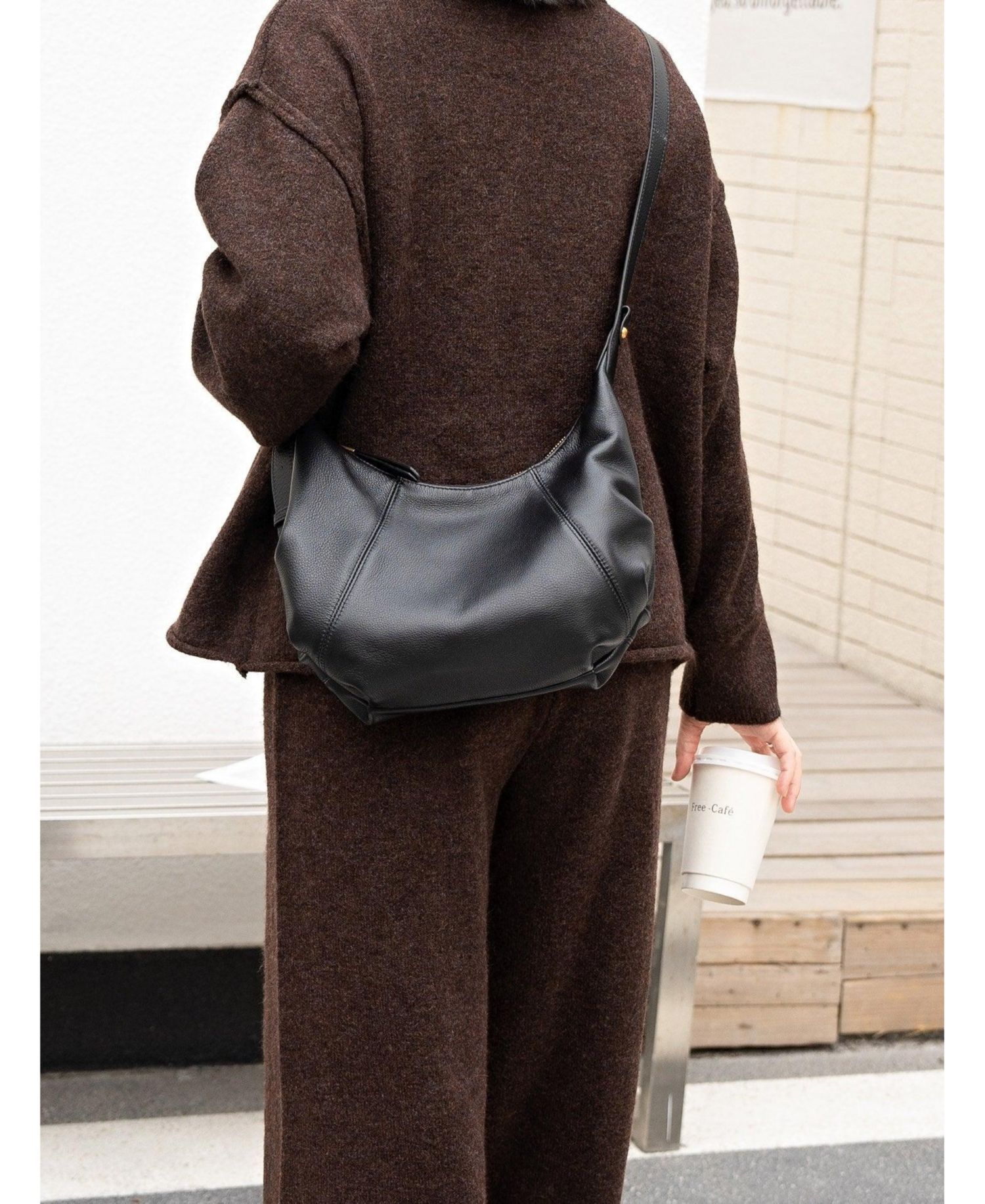 Women's Nova Leather Crescent Hobo Medium Shoulder Bag Slouchy Half-Moon Dumpling Bag