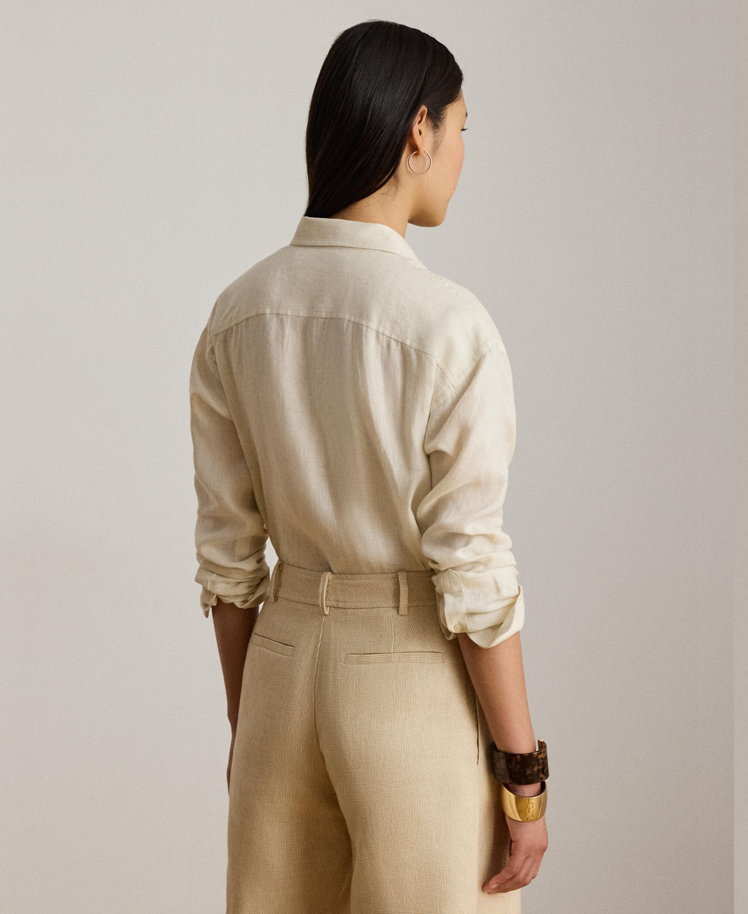 Women's Buttoned Placket Long-Sleeve Linen Shirt