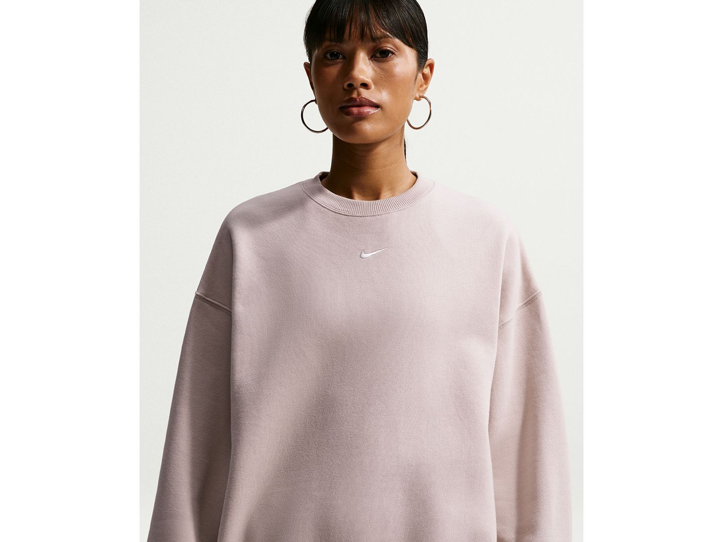 Женские толстовки Nike Studio Fleece Medium Weight Oversized Sweatshirt, цвет: Кремовый / Молочный — фото 2