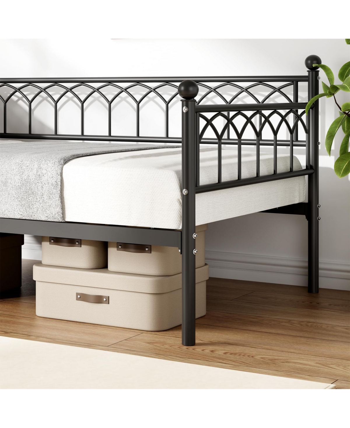 homfan Twin Metal Daybed with Led Lights and Charging Station