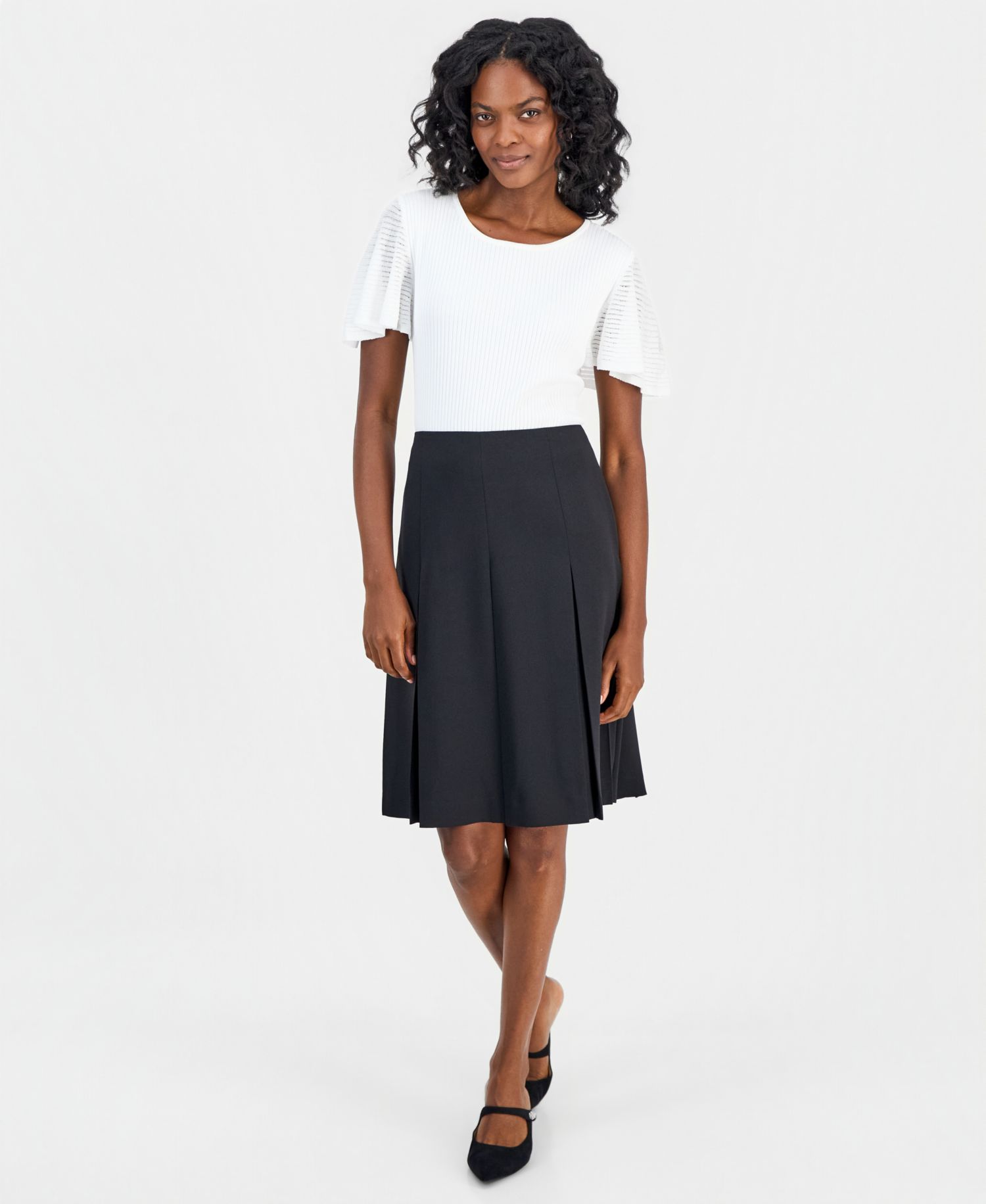 Women's Pleated Flare Skirt