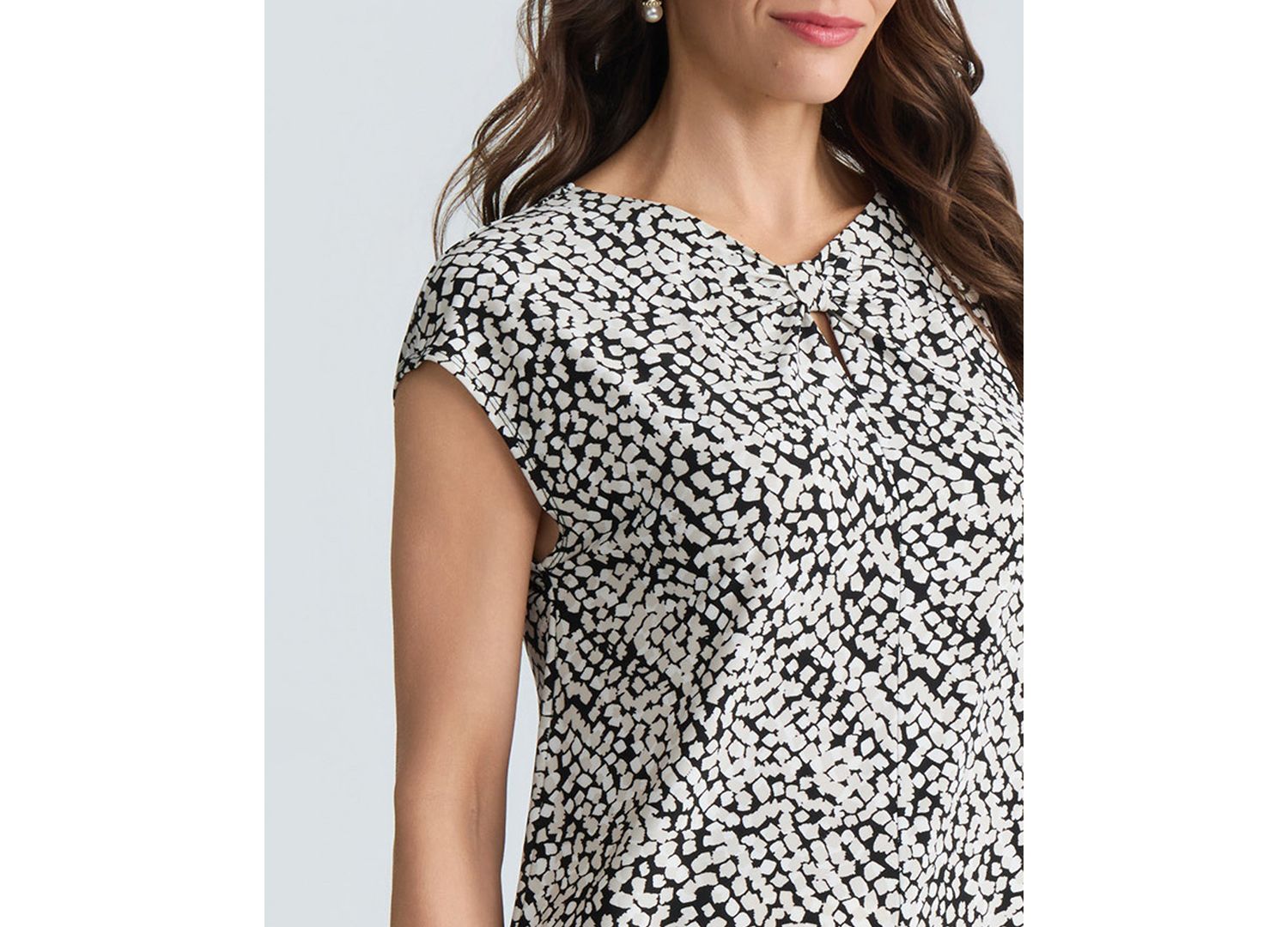 Women's Cap-Sleeve Printed Jersey Knot Neck Top