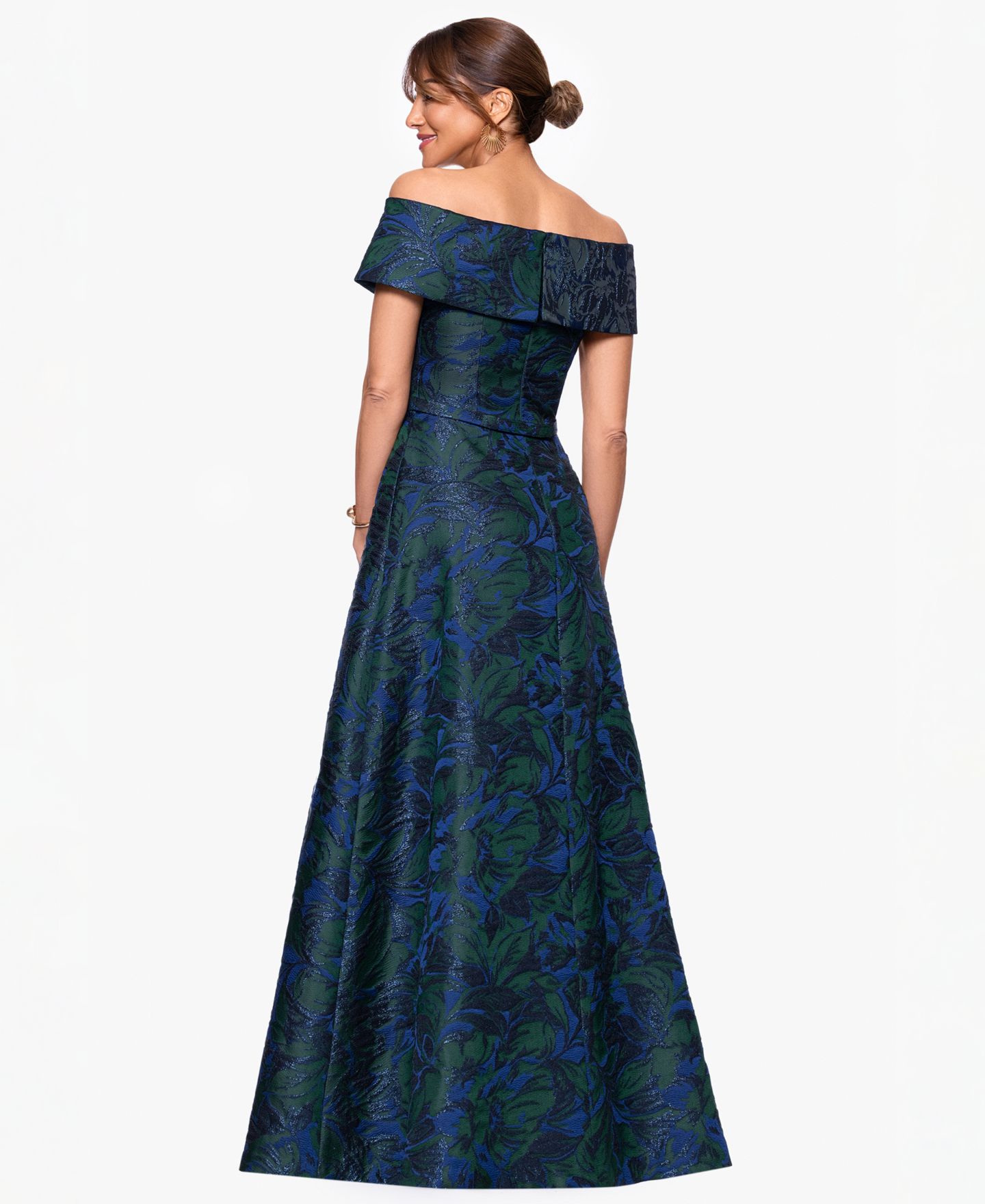 Женское платье XSCAPE Petite Off-The-Shoulder Jacquard Ball Gown, цвет: Тёмно-синий зелёный — фото 4