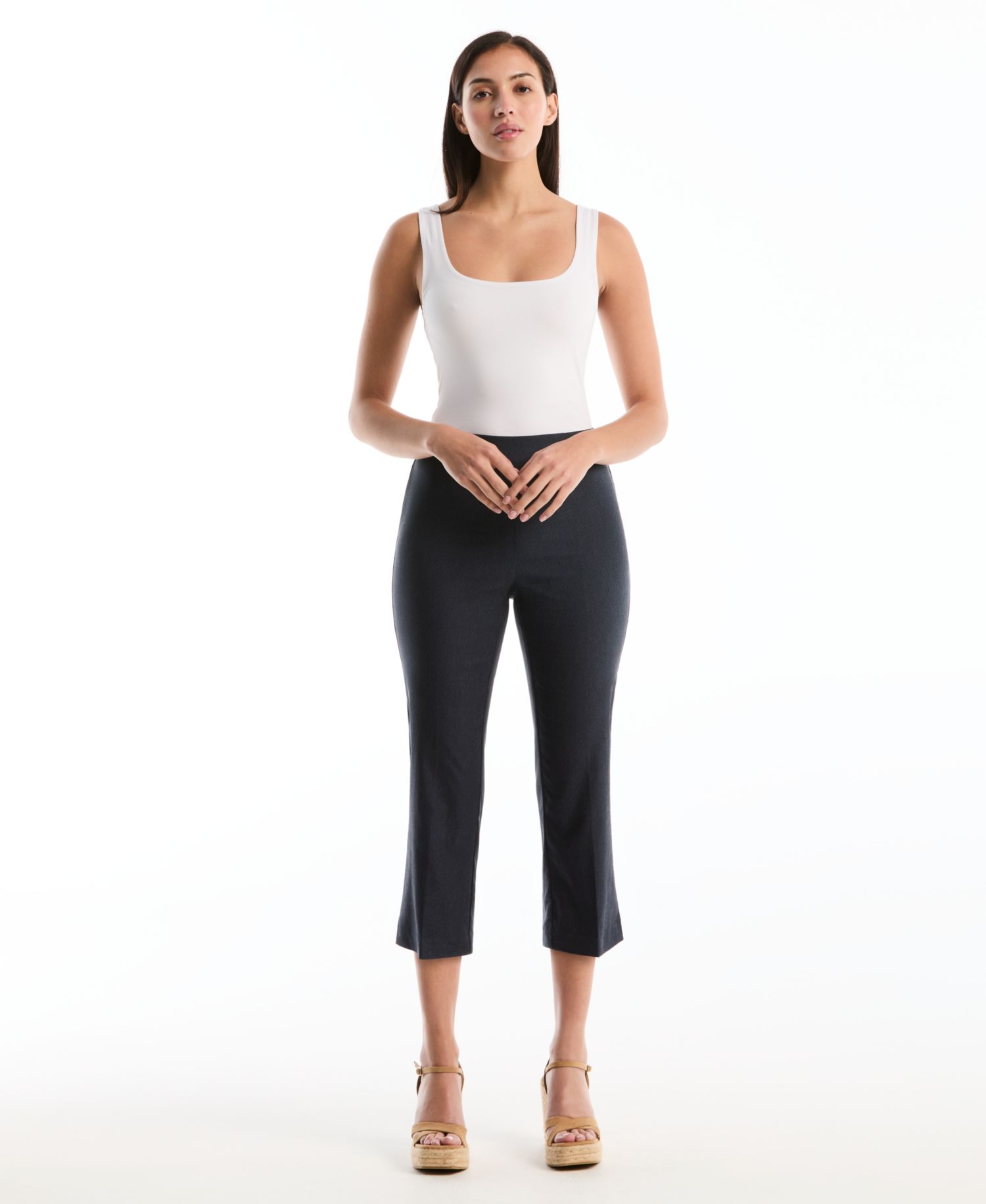 Petite Horse Bit Pull-On Capri Pants