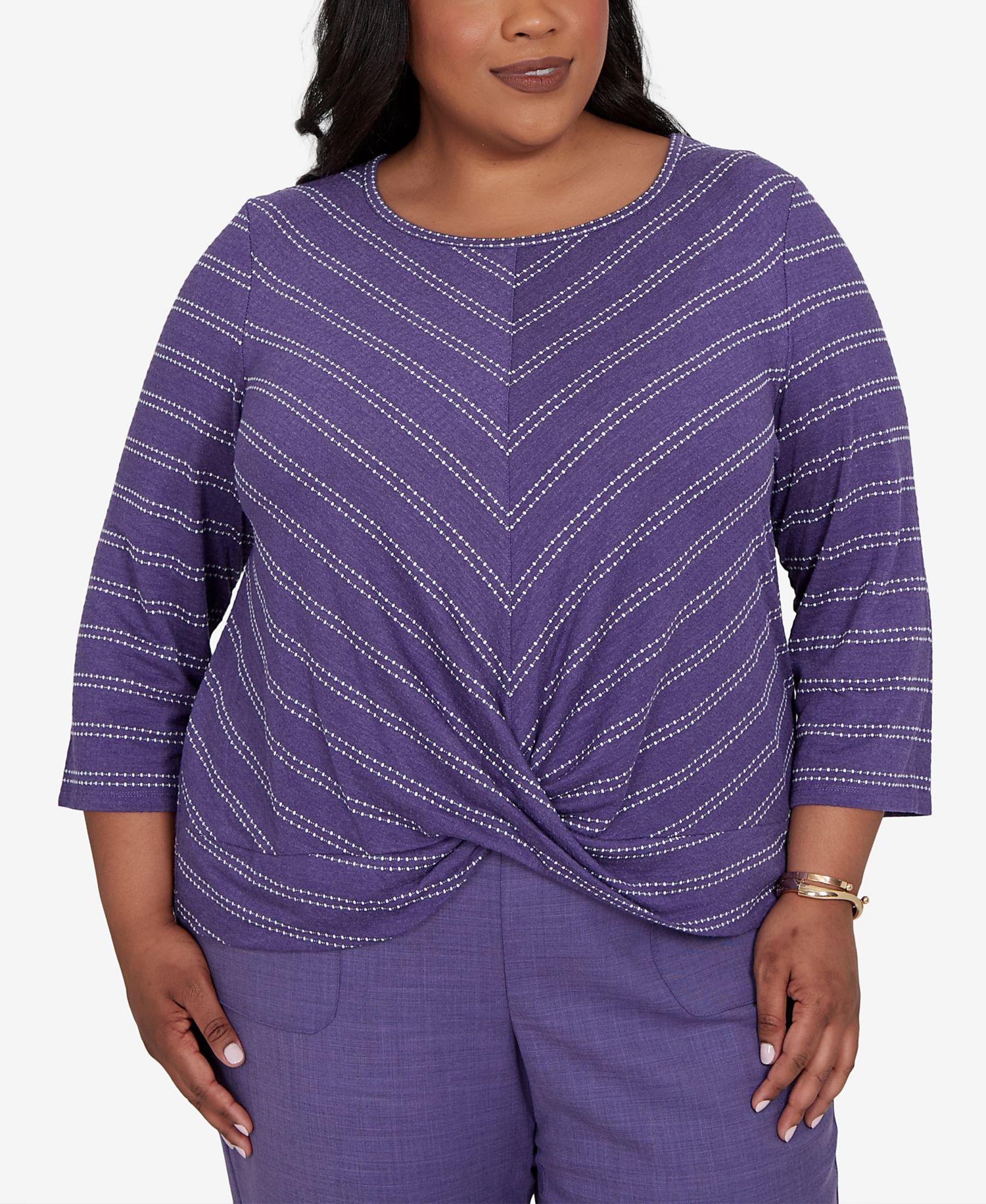 Plus Size Grand Bazaar Twisted Hem Chevron Top