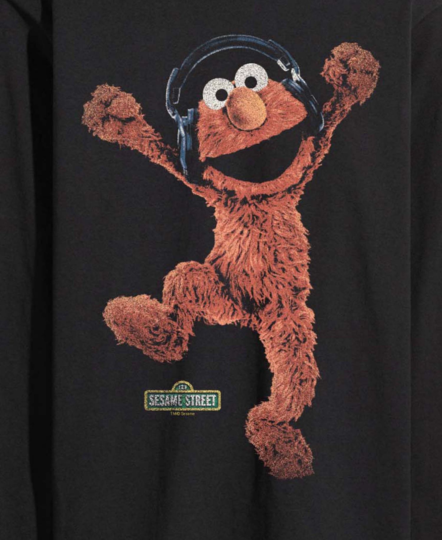 Men's Sesame Street Elmo Vintage Faded Long-Sleeve Graphic T-Shirt