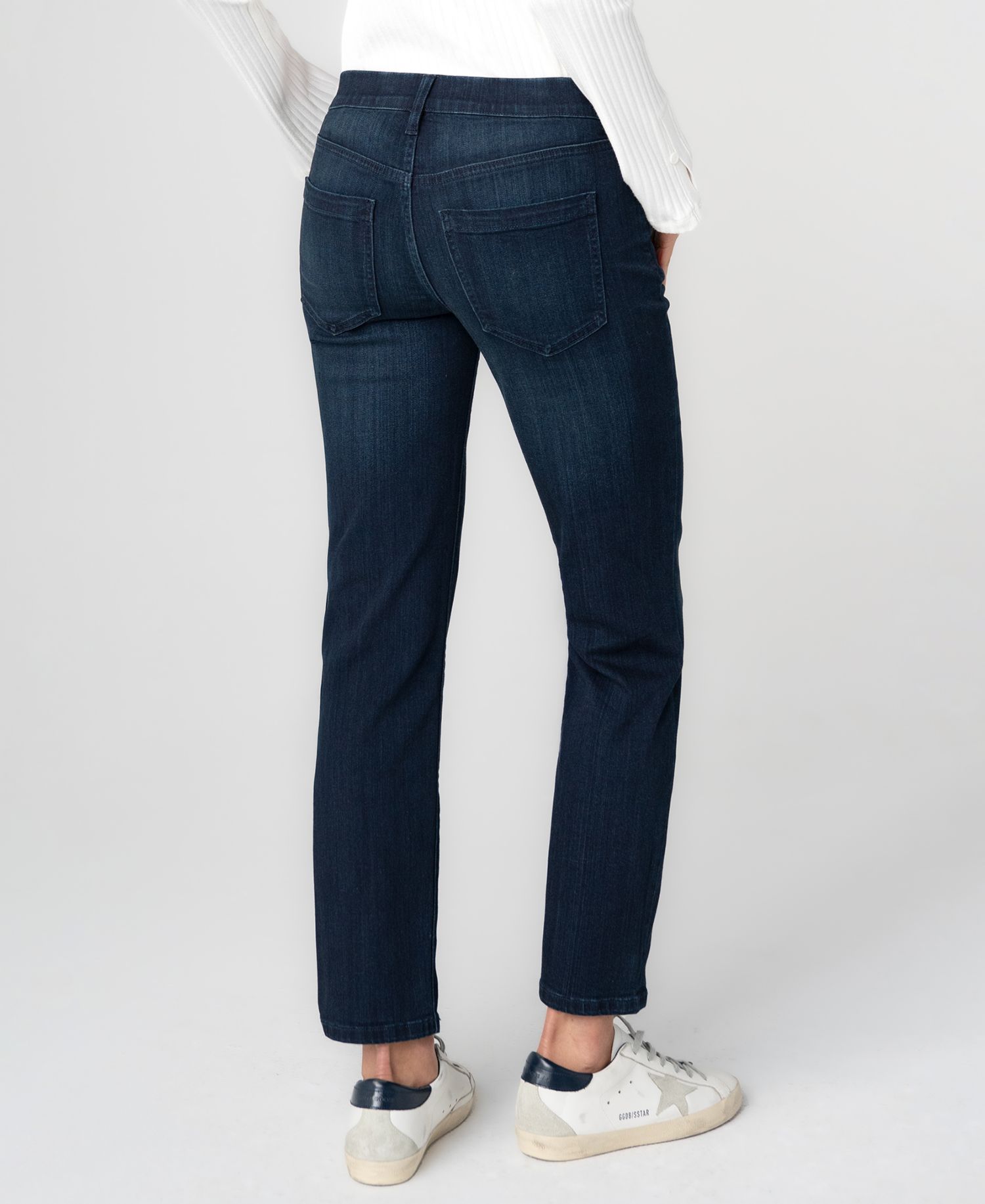 Petite Low-Rise Comfort Waist Straight-Leg Jeans