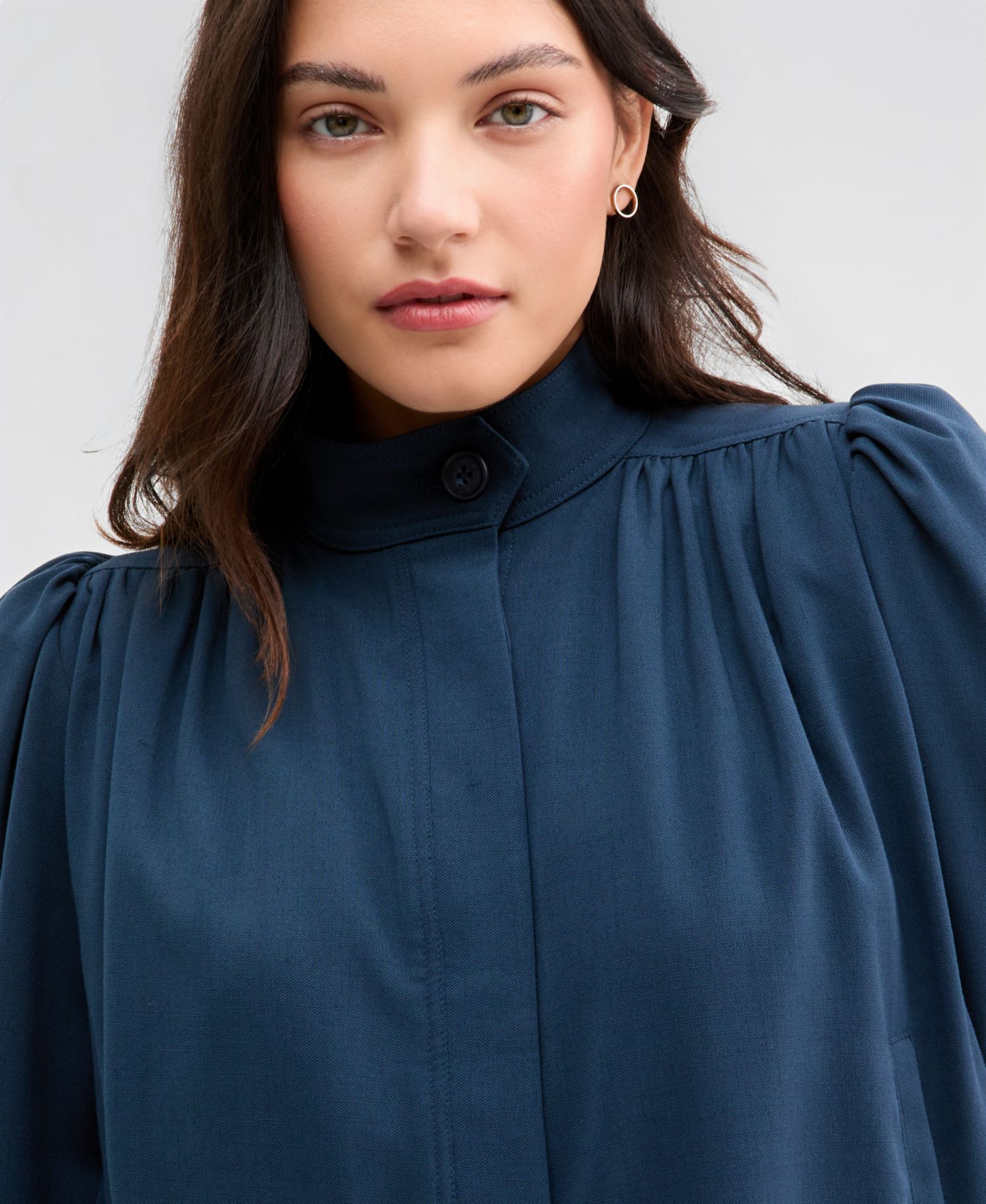 Women's Puff-Sleeve Hidden-Placket Jacket