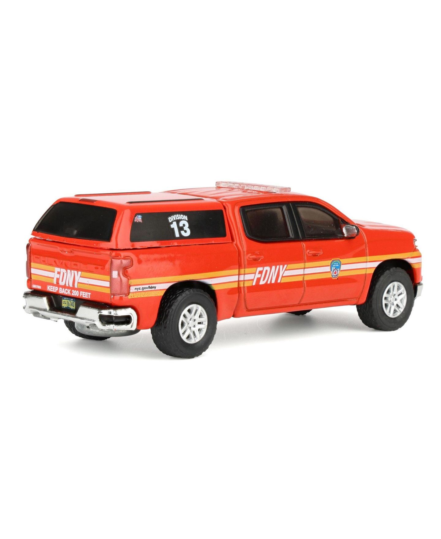 Детская игрушка Greenlight 1/64 2023 Chevrolet Silverado, Fdny, Fire and Rescue Series 5 — фото 3