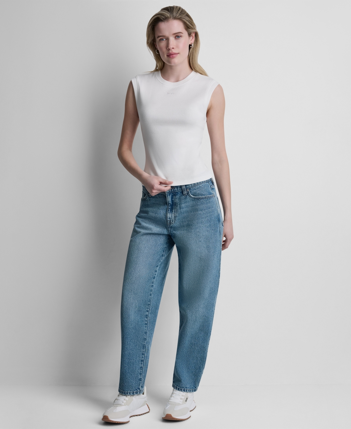 Dkny Jeans Women's Crewneck Sleeveless T-Shirt