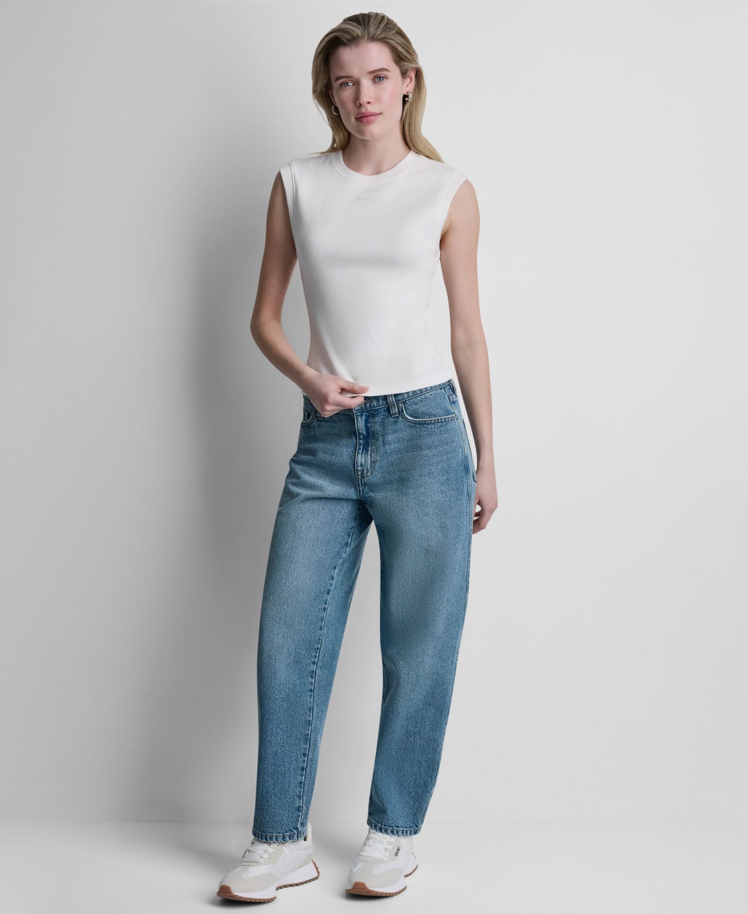 Women's Crewneck Sleeveless T-Shirt