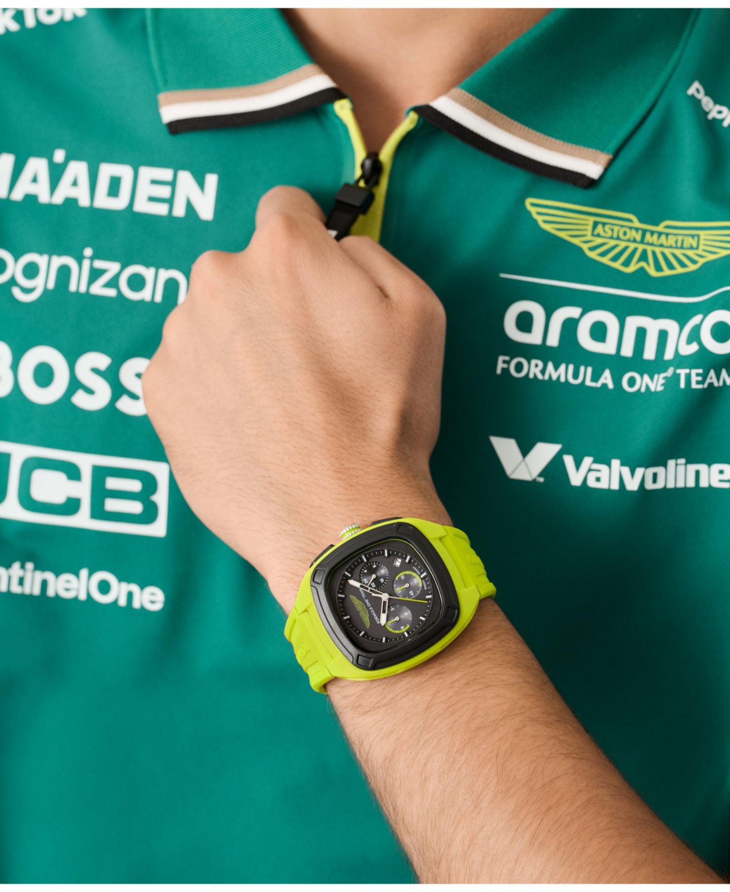 Мужские часы Aston Martin F1 OVR Chronograph Date Quartz Light Green Silicone 44mm — фото 5