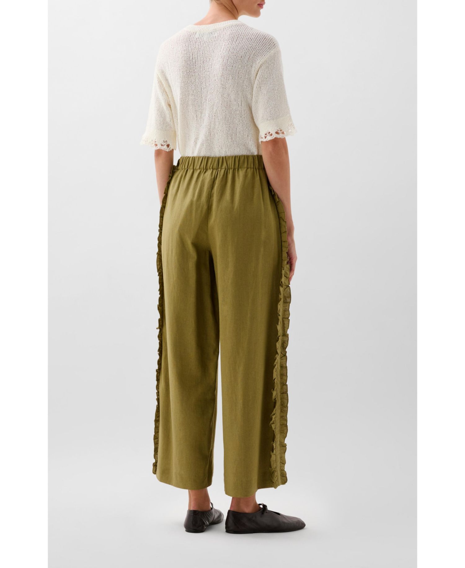 Women's Ruffle Prep Pant
