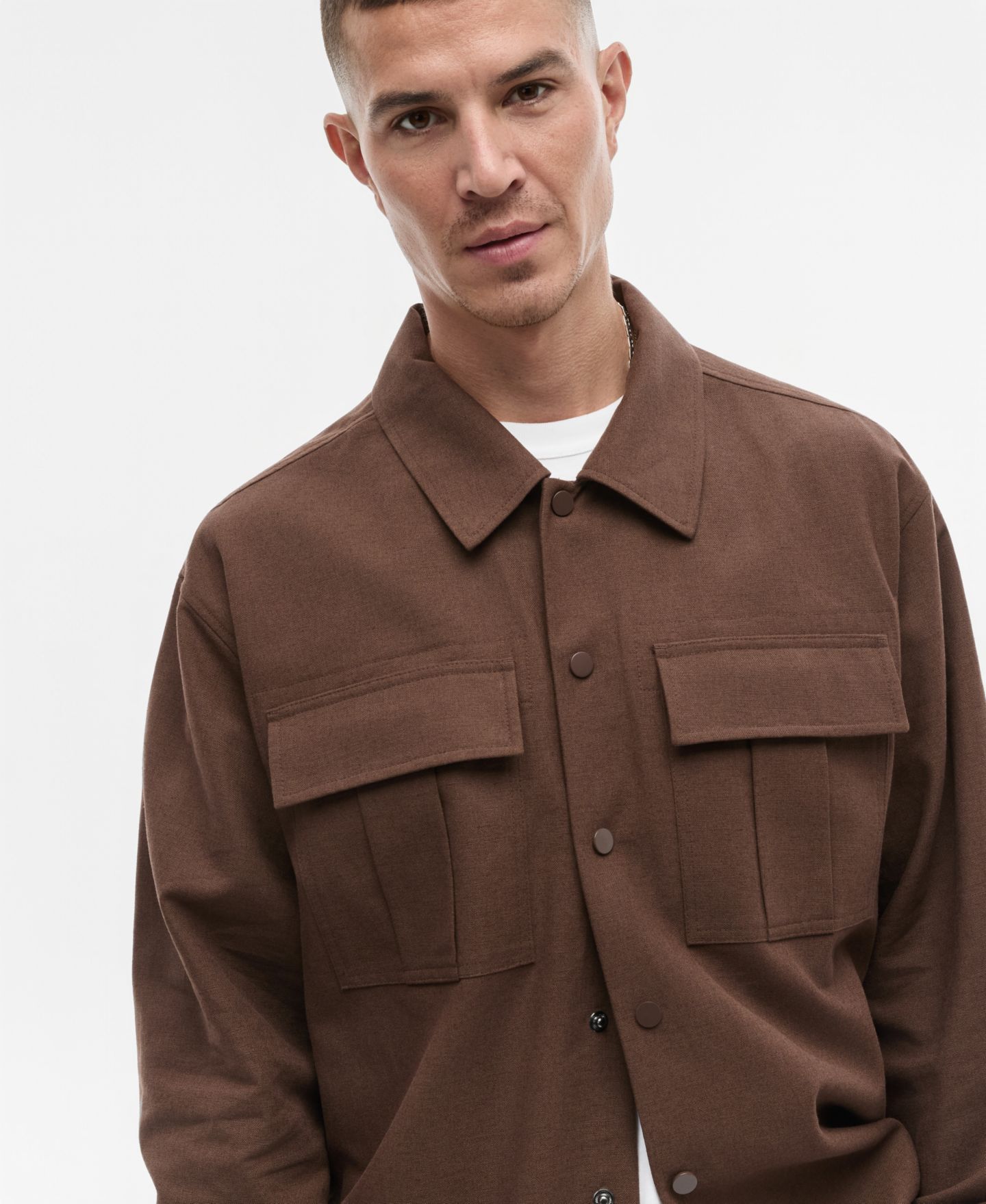 Мужская рубашка Mode of One Relaxed-Fit Utility Overshirt, цвет: Шоколадный — фото 2