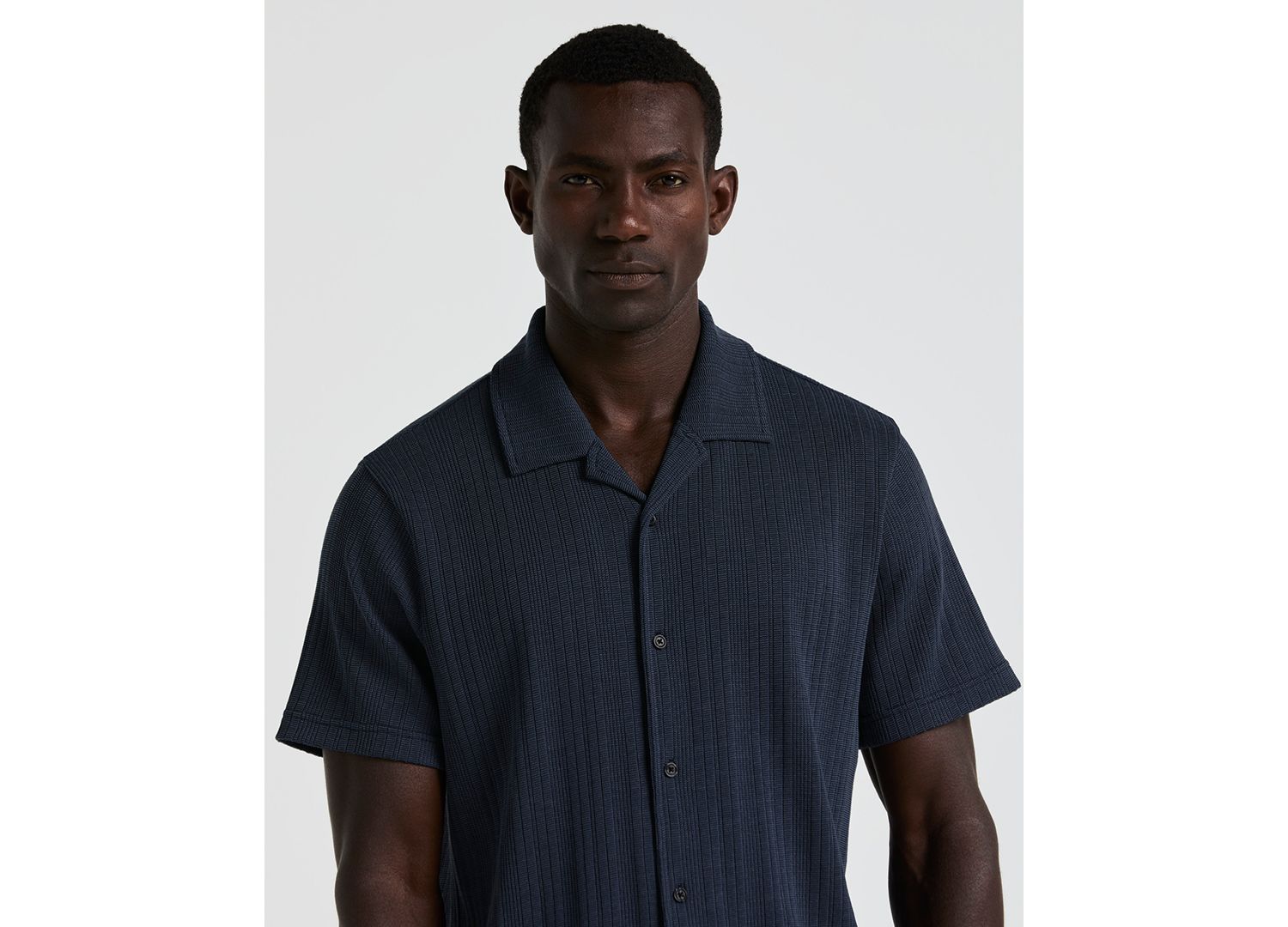 Men's Short-Sleeve Striped Button-Front Camp Shirt