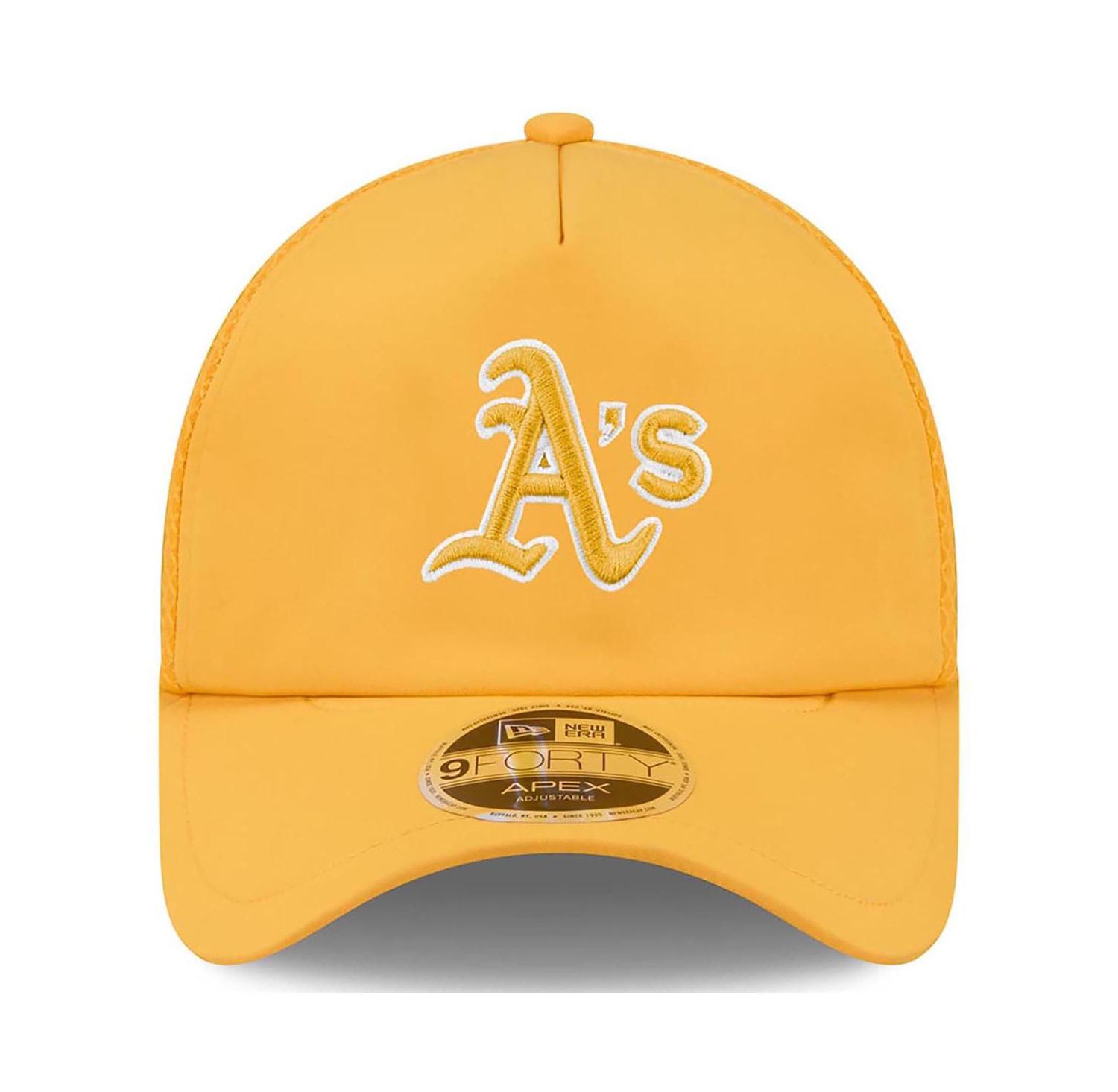 Men's Gold Athletics 2026 Batting Practice Apex 9FORTY Adjustable Trucker Hat