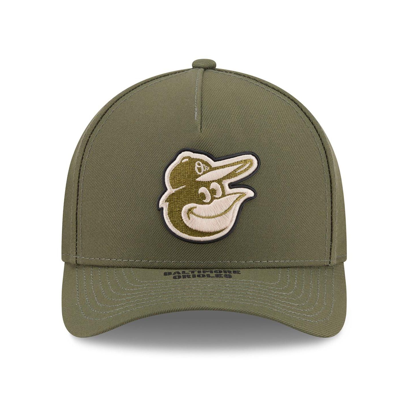 Детская кепка New Era Olive Baltimore Orioles 2026 Armed Forces Day 9FORTY M-Crown Adjustable Hat — фото 2