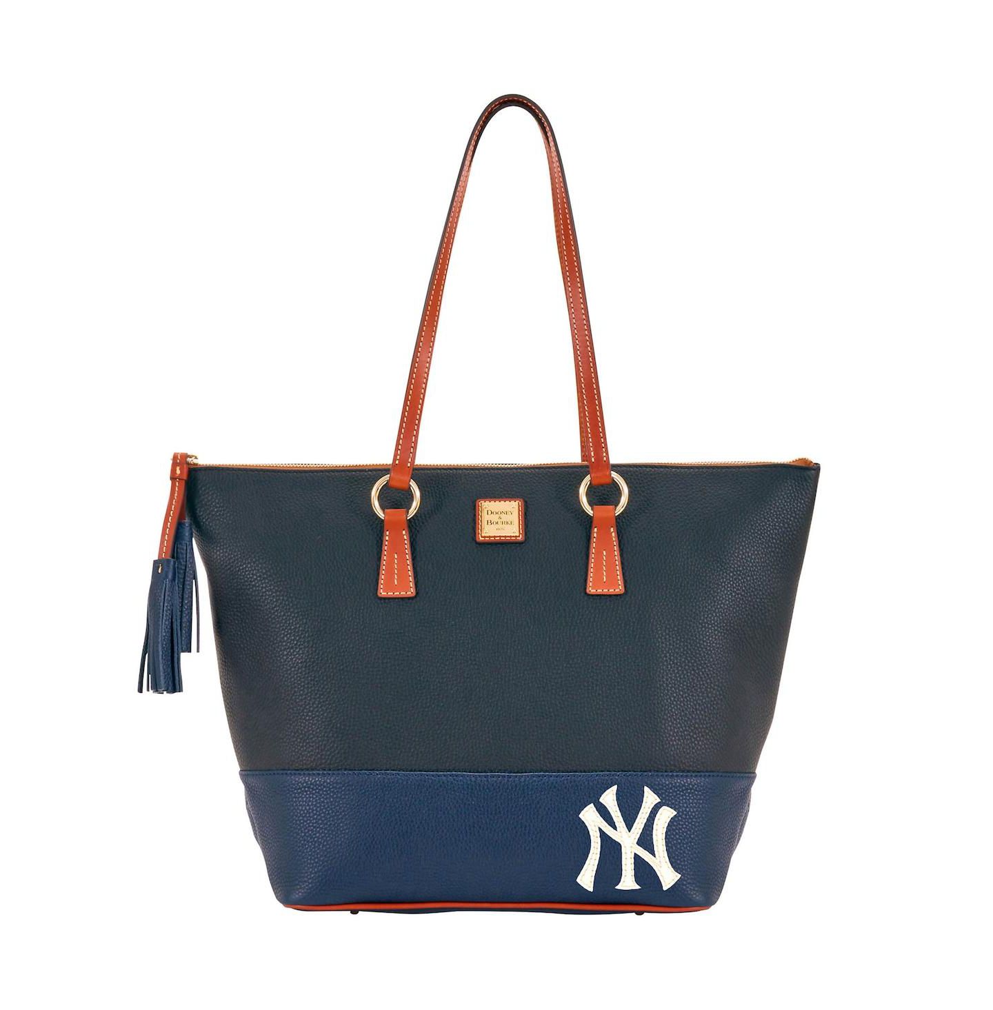 Женская сумка Dooney & Bourke New York Yankees Tobi Tote Purse — фото 1