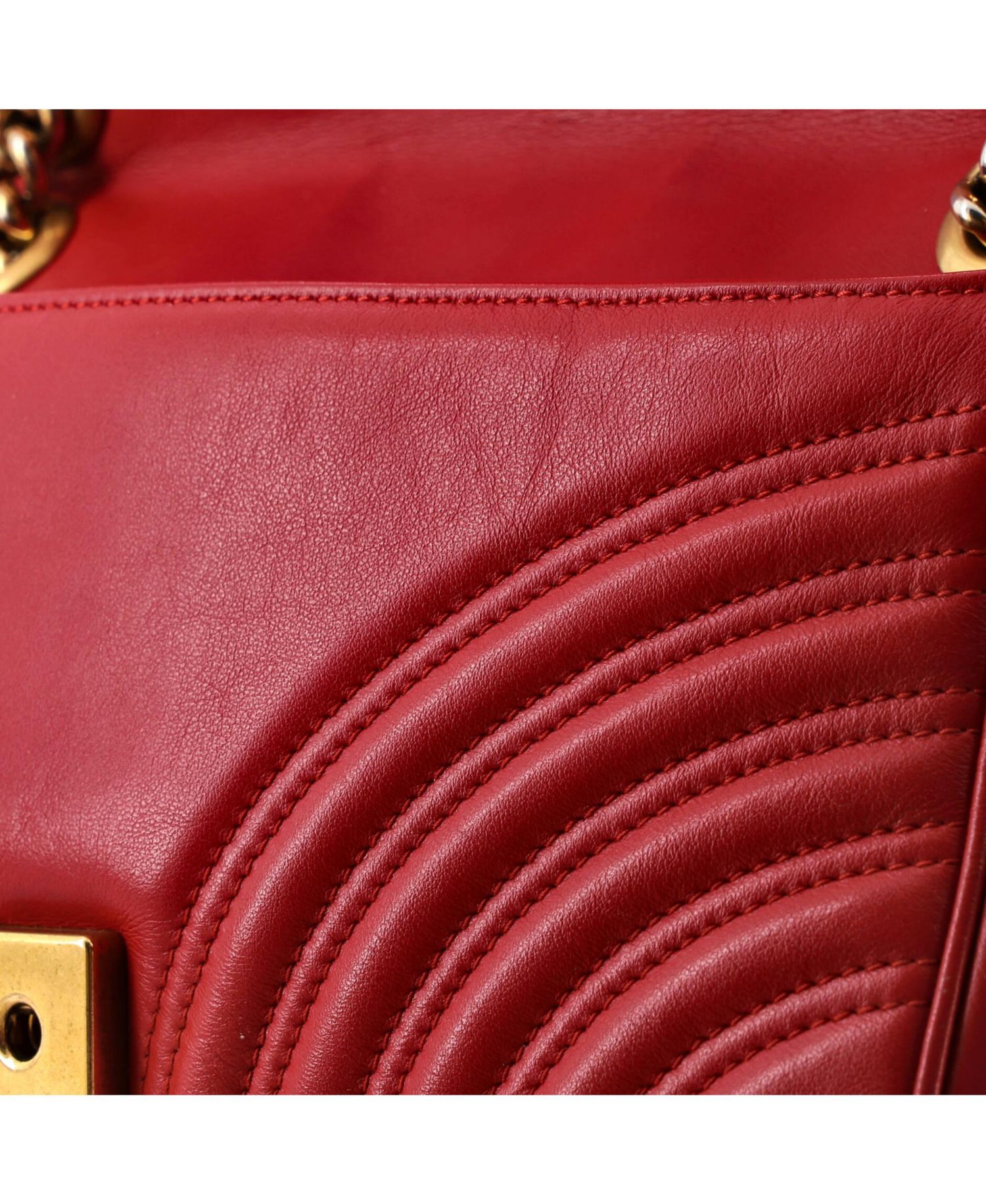Medium GG Marmont Flap Bag Matelasse Leather