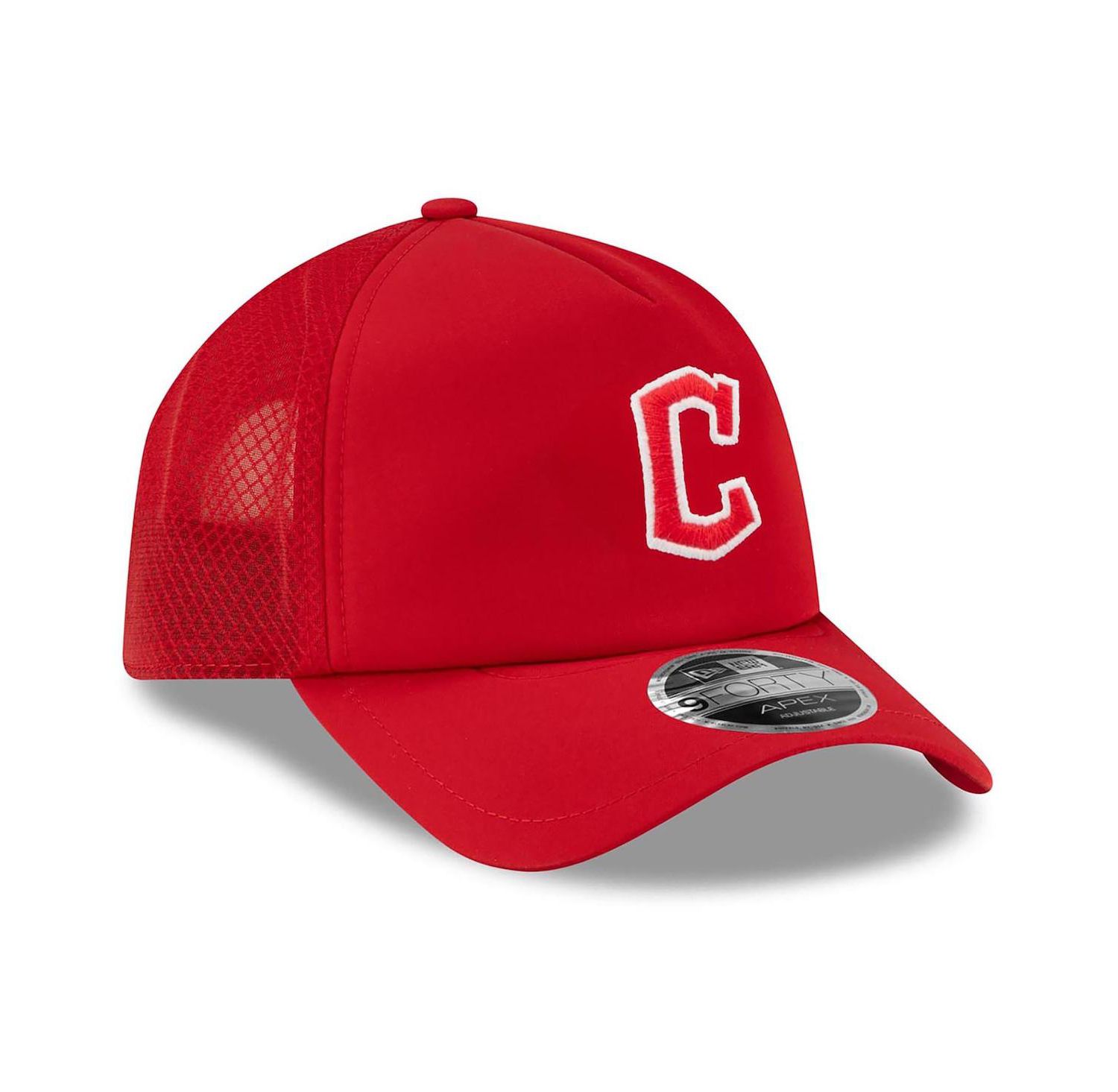Men's Red Cleveland Guardians 2026 Batting Practice Apex 9FORTY Adjustable Trucker Hat