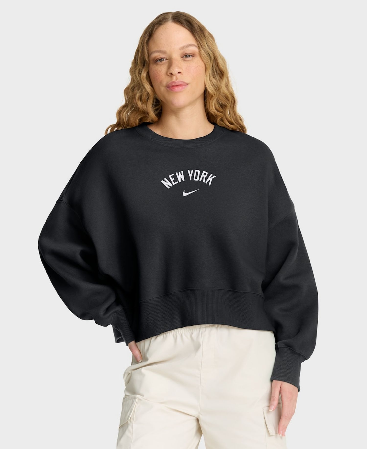 Women's Black New York Yankees Oversized Primetime Sweatshirt