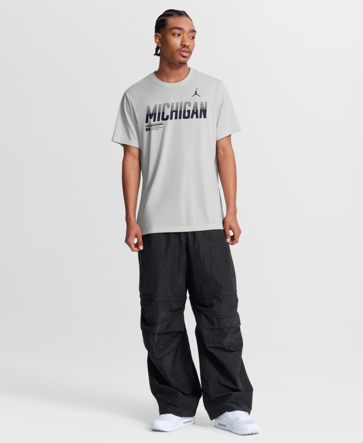 Men's Gray Michigan Wolverines Sideline Legend Dri-FIT T-Shirt