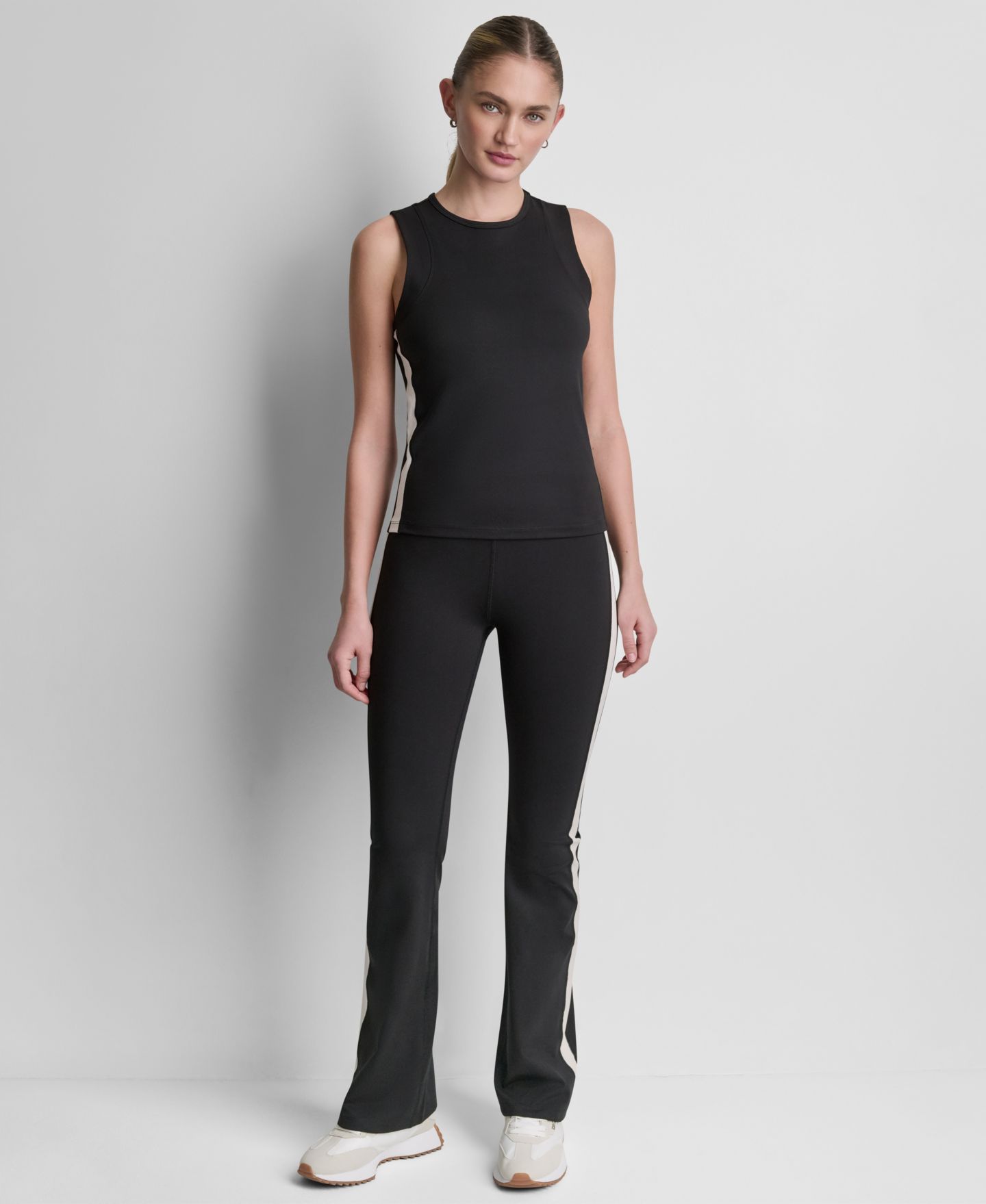 Женские леггинсы DKNY Sport Side-Stripe High-Rise Flared, цвет: Чёрный / Сливочный — фото 2