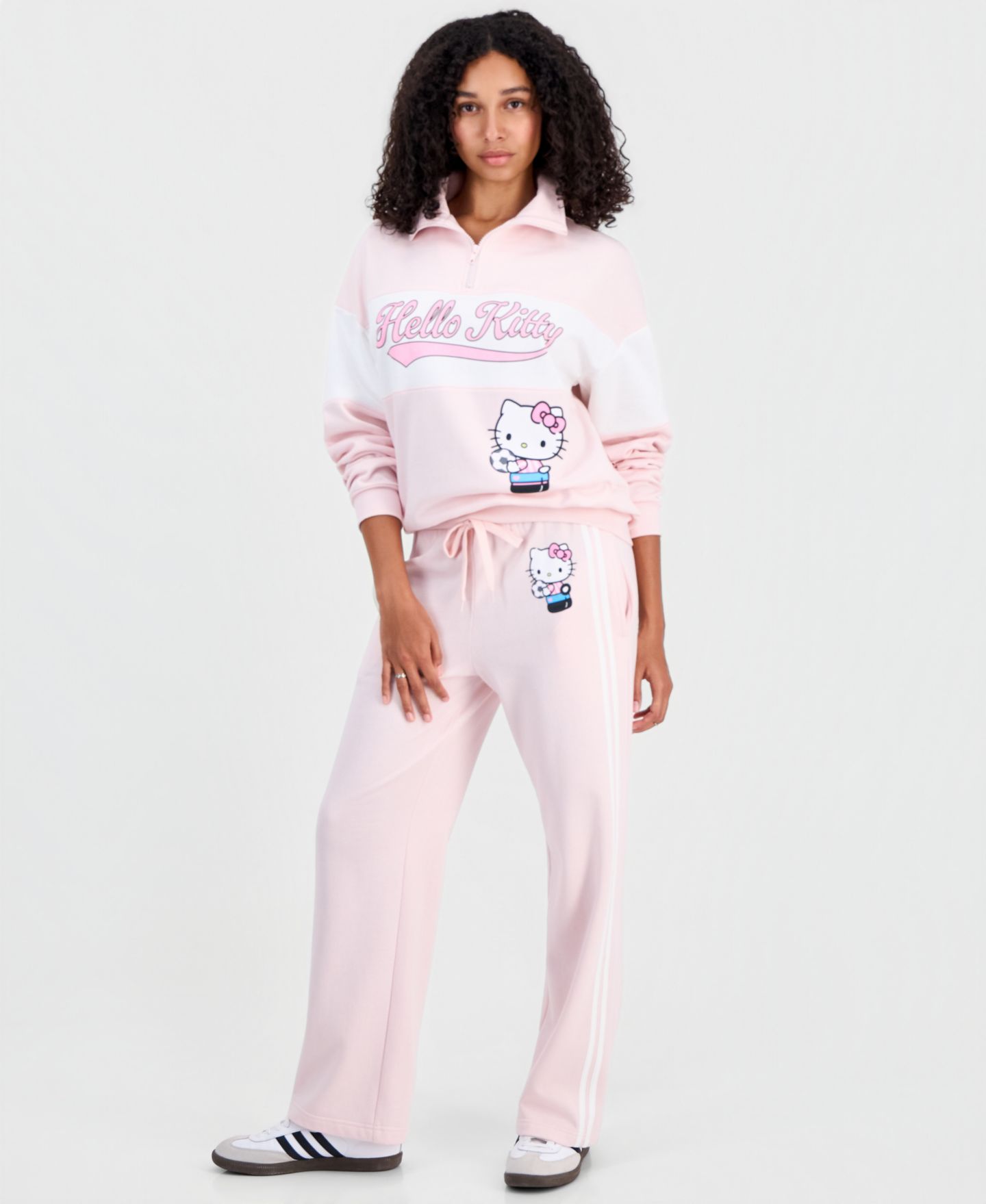 Женский свитшот Sanrio Juniors' Hello Kitty Varsity Quarter-Zip Fleece Pullover, цвет: Ballet Slipper — фото 3