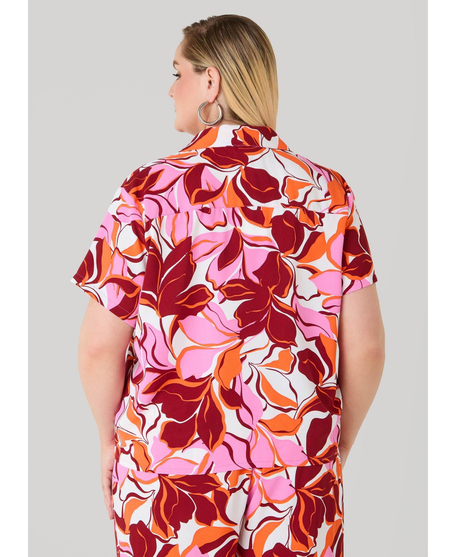 Plus Size Floral Boxy Cropped Shirt