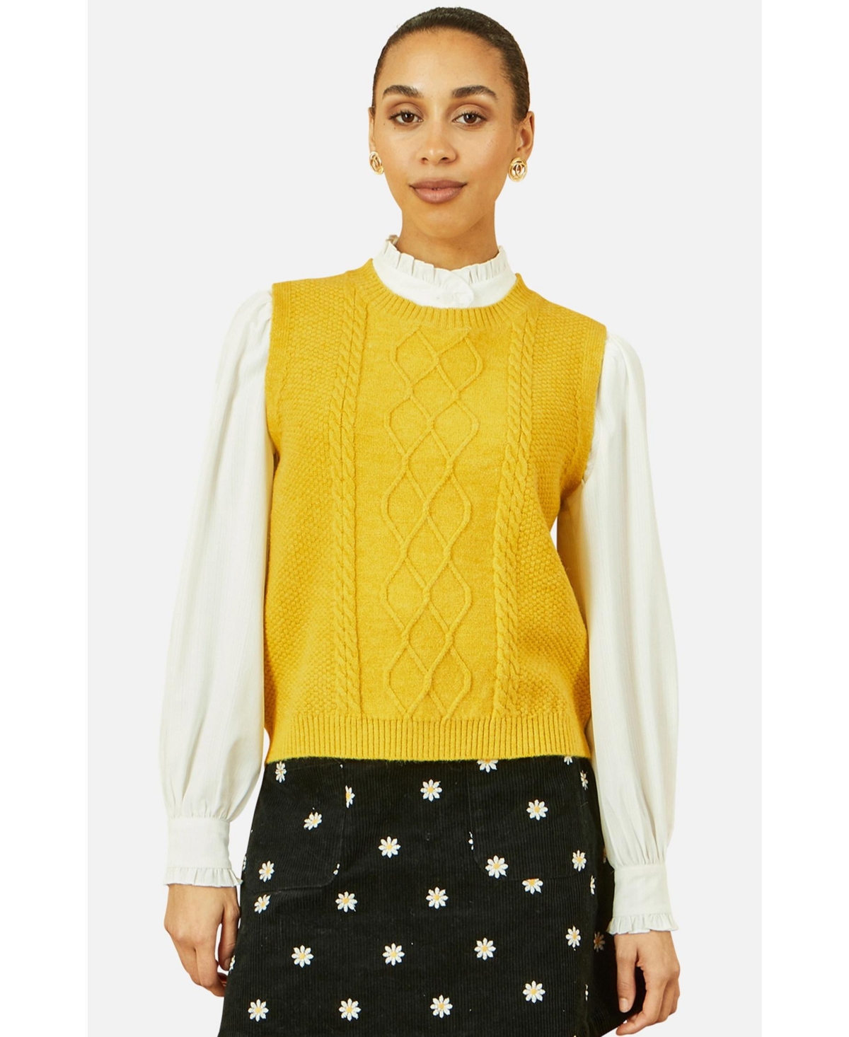 Yumi Women's Cable Knit Sleeveless Jumper