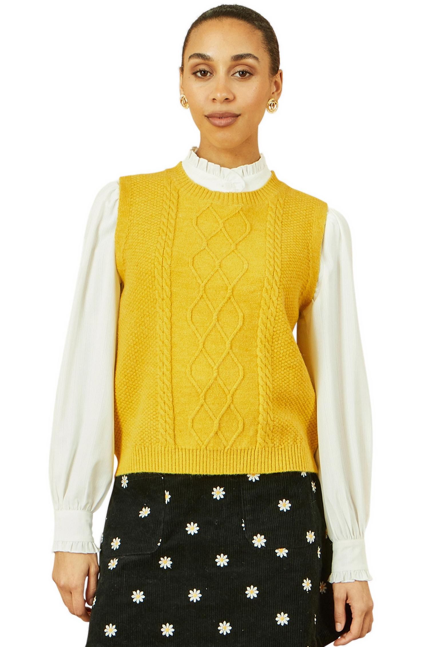 Women's Cable Knit Sleeveless Jumper
