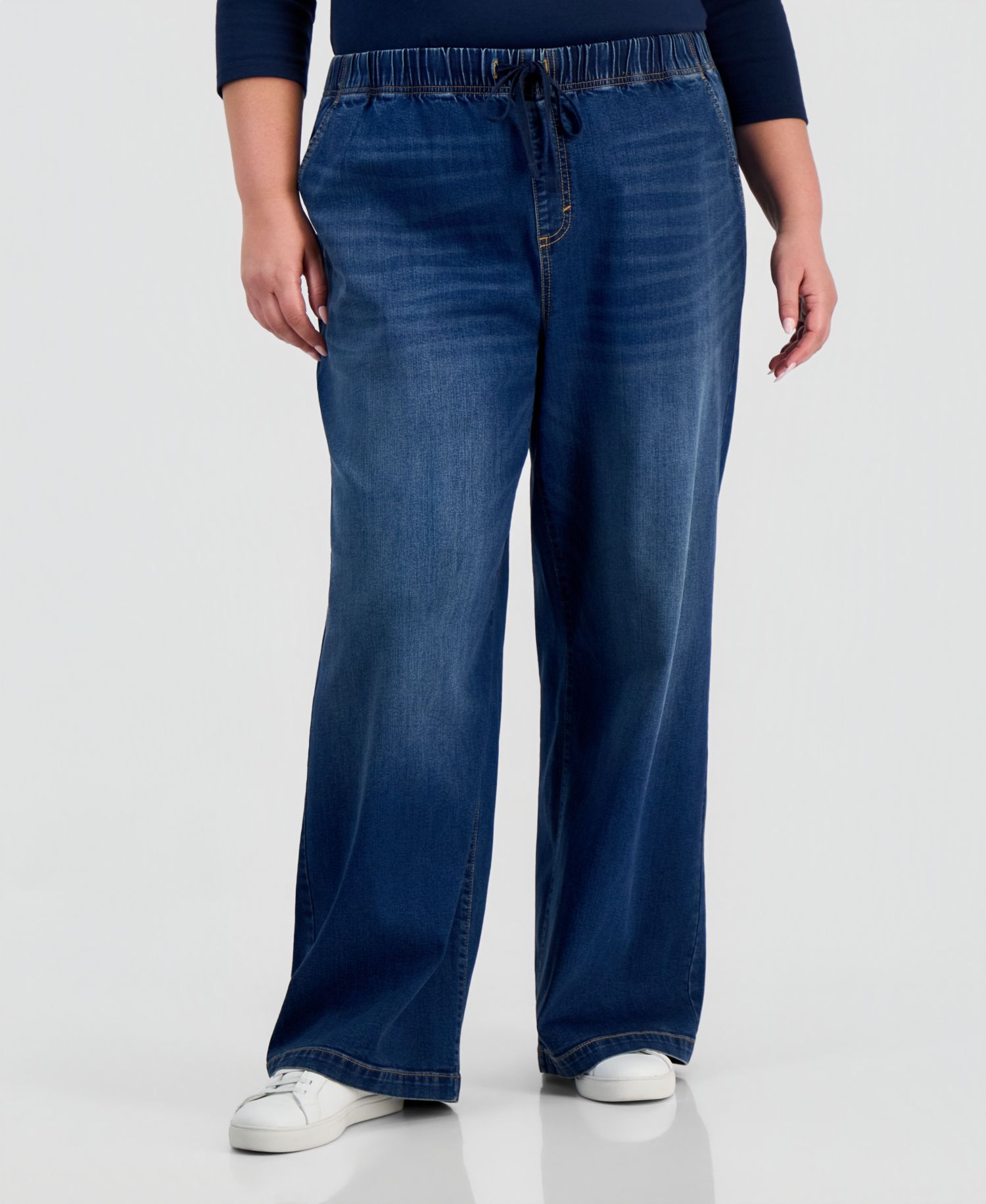 Plus Size High-Rise Pull-On Wide-Leg Jeans
