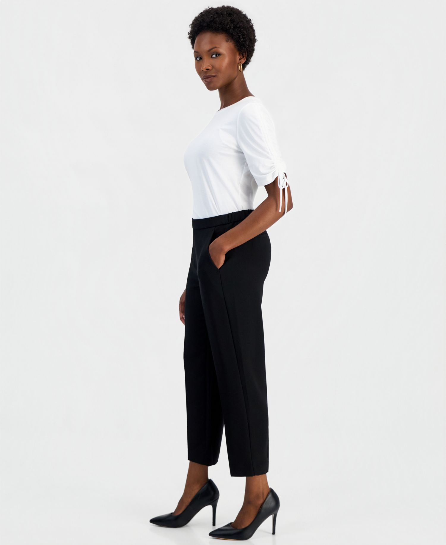 Petite Slim Crop Pull-On Pants