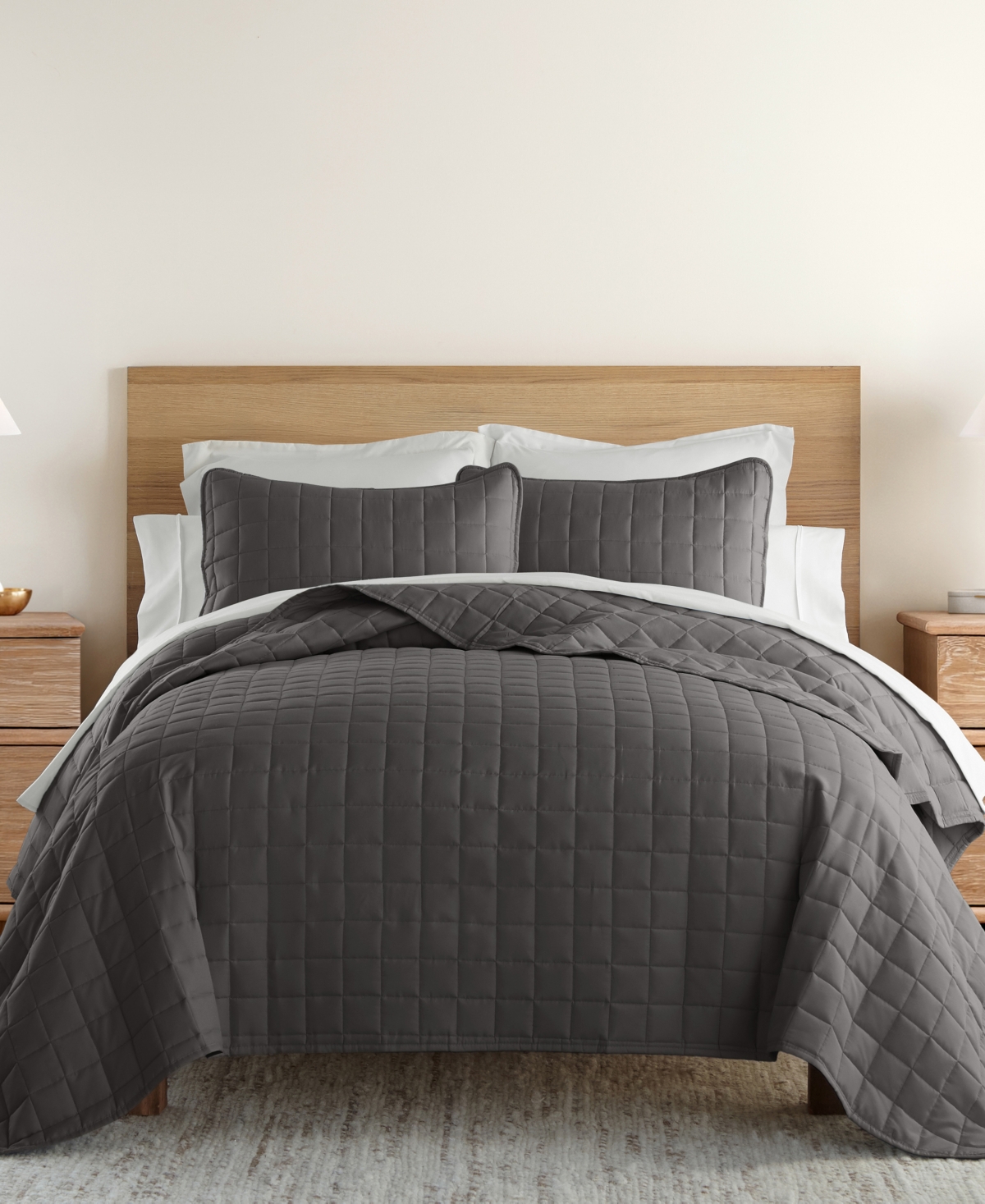 ienjoy Home Ultra Soft Damask Pattern Lightweight Quilted Coverlet Set