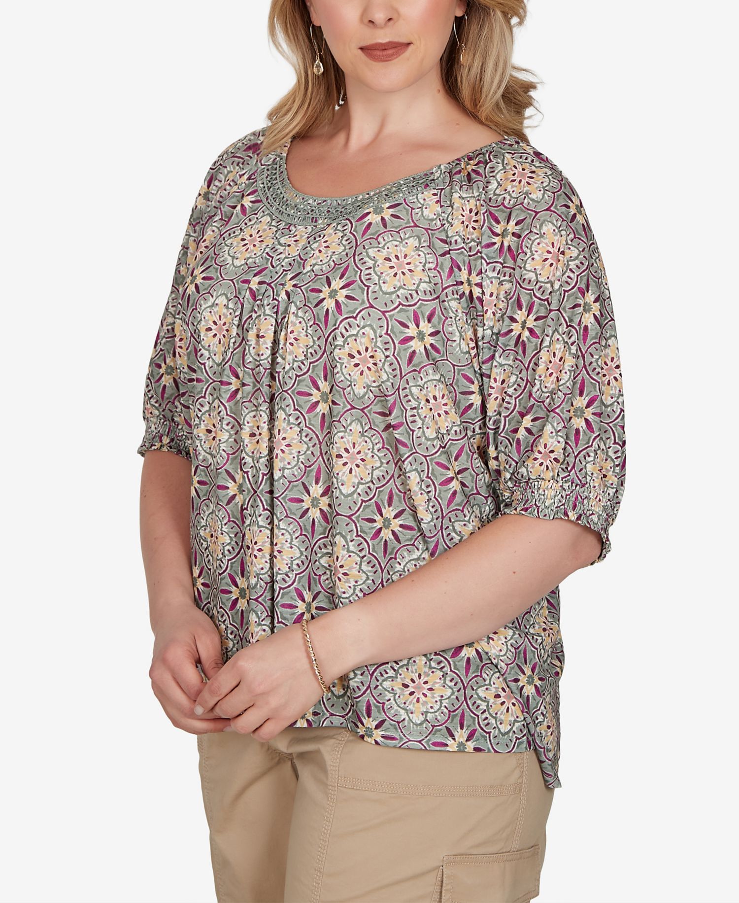 Plus Size Desert Geo Print Lace Trim Knit Top
