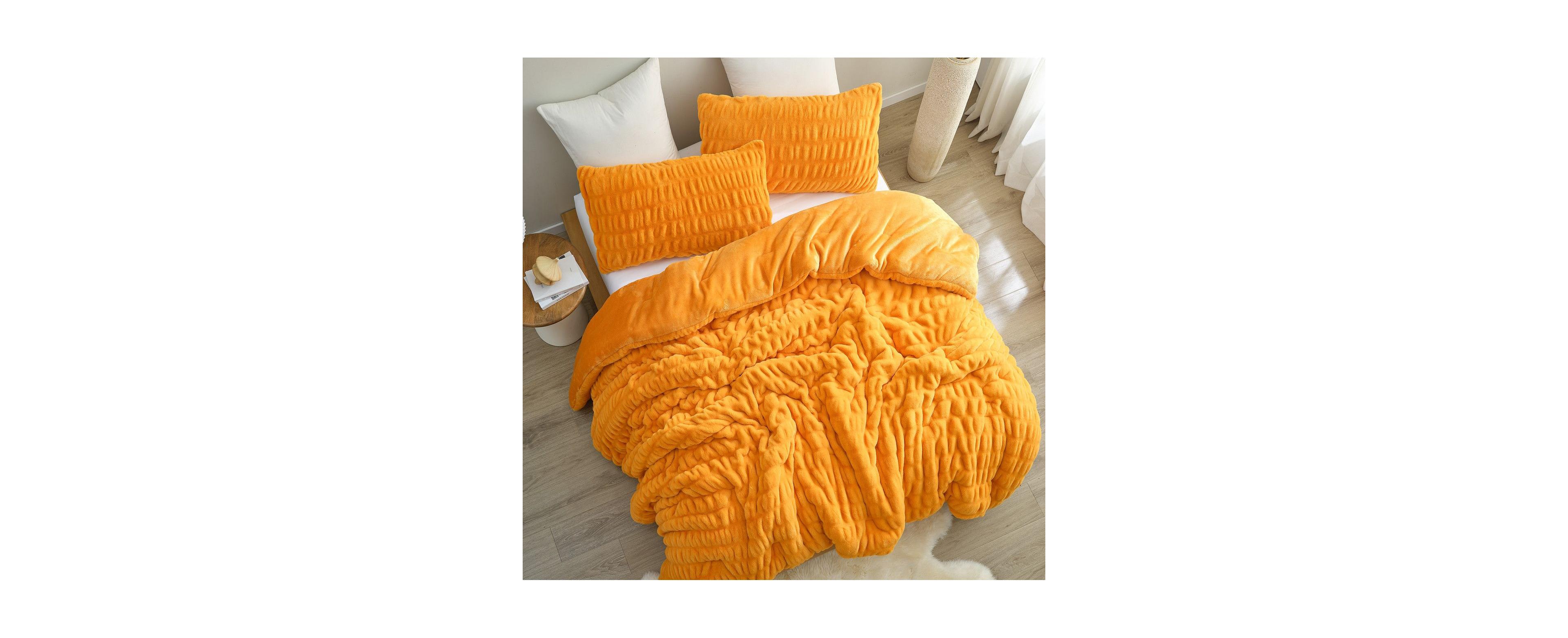 Coma Inducer Wrinkle Rolls Chunky Bunny -Oversized Comforter Set