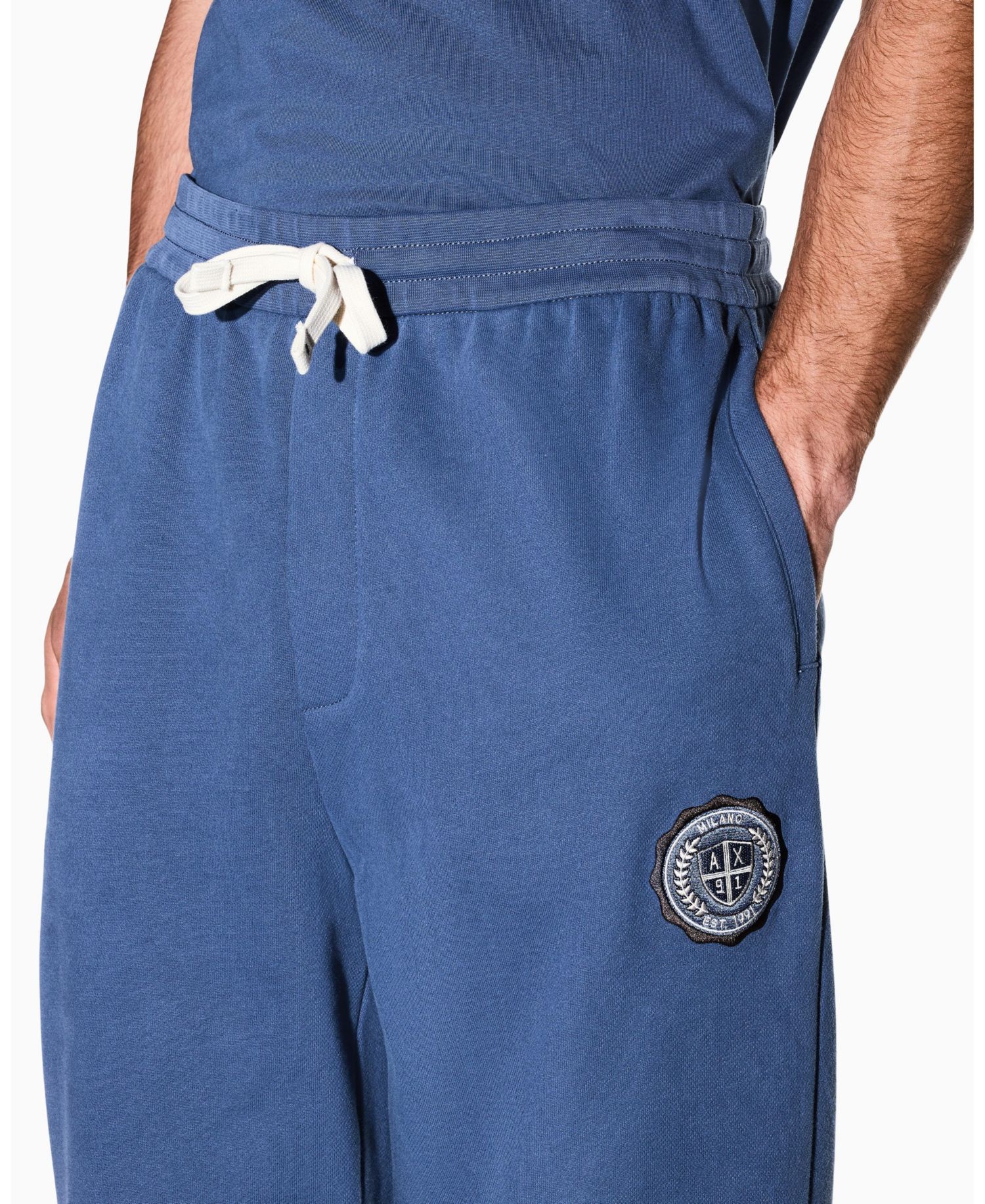 Men's Crossover Badge Jogger
