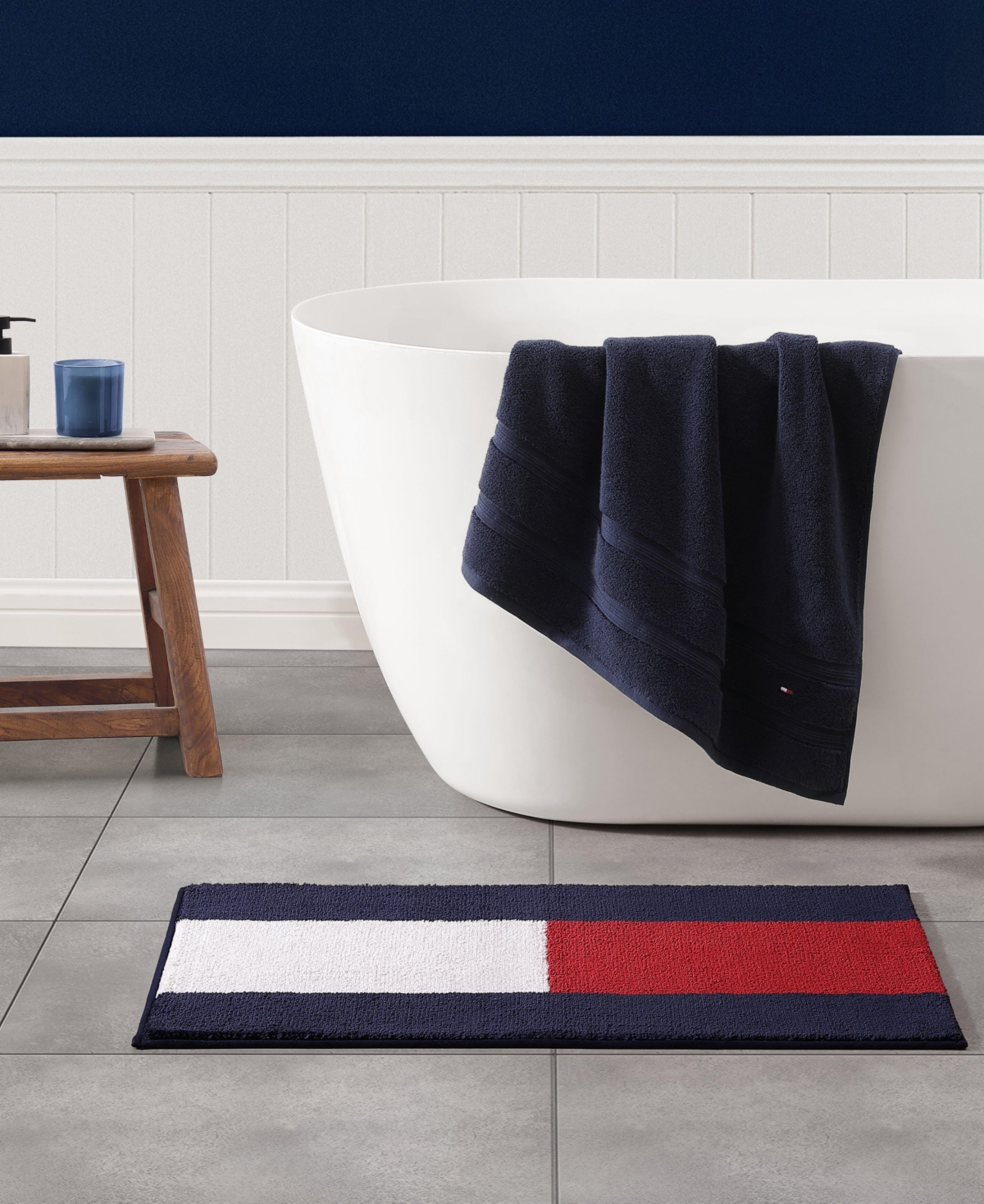 Tommy Hilfiger Hilfiger Flag Yarn Dyed Bath Rug, 20" x 32"