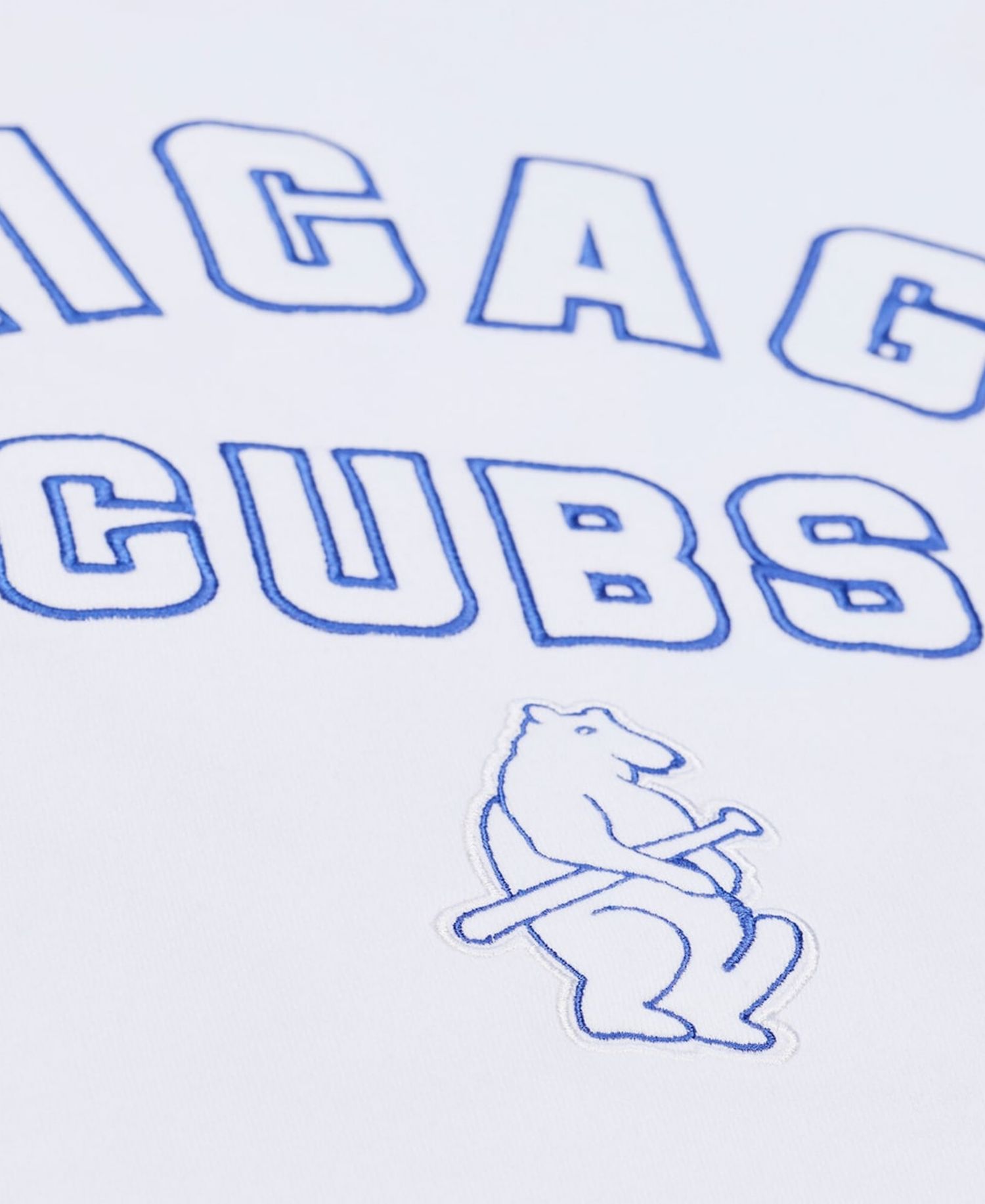 Men's White Chicago Cubs Arctic Fleece Sweatshirt