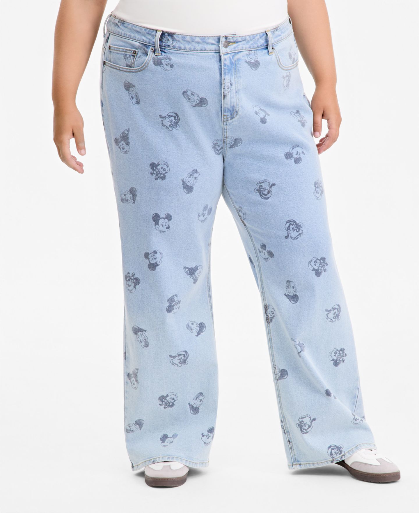 Женские джинсы Disney | Macy's Plus Size Mickey & Friends Printed Wide Leg Denim Jeans — фото 2
