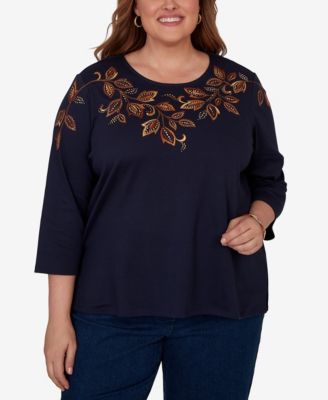 Plus Size Autumn Embroidered Navy Knit Top