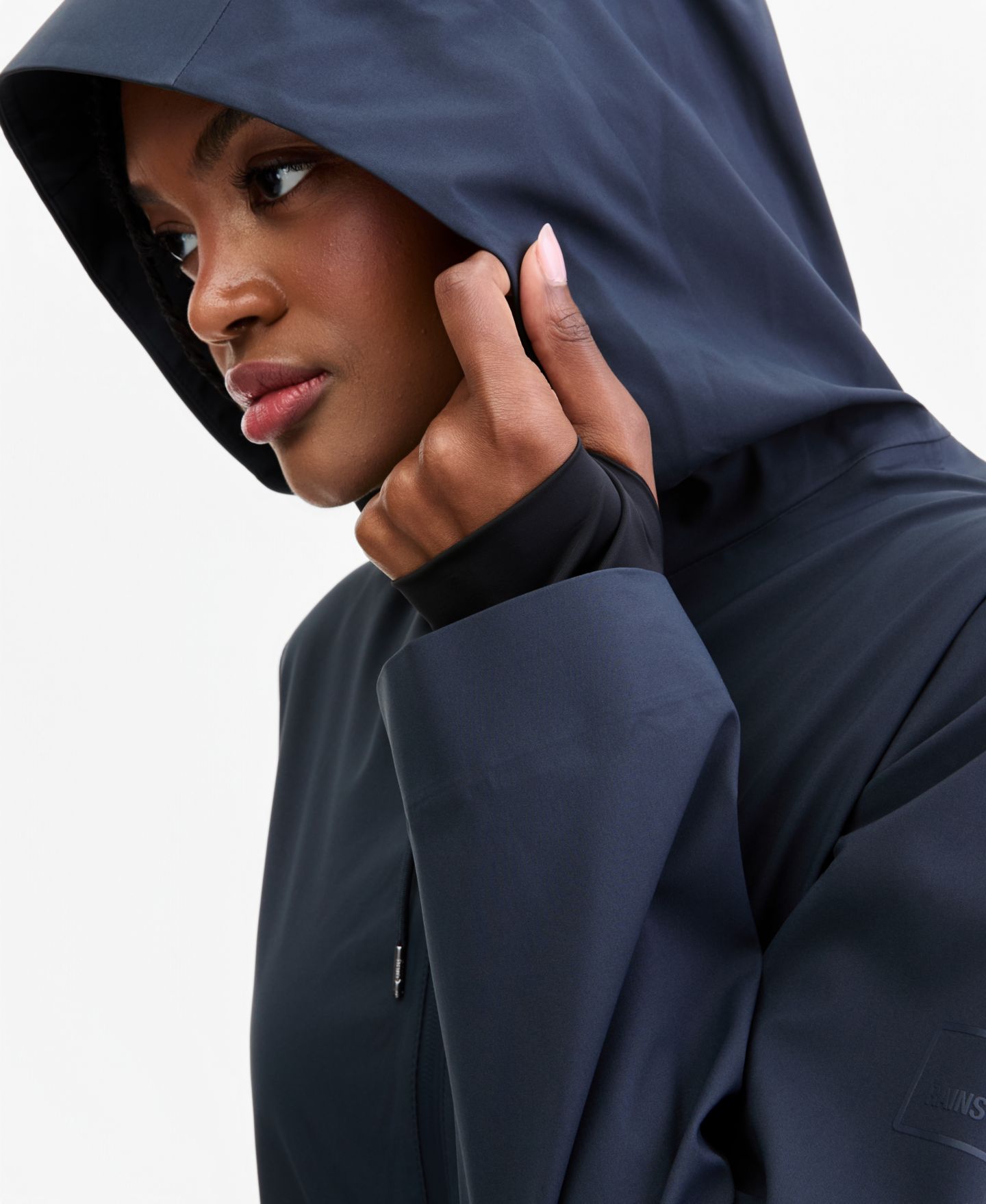 Женское пальто Rains Long Zip-Front Hooded Rain Coat, цвет: Тёмно-синий — фото 4