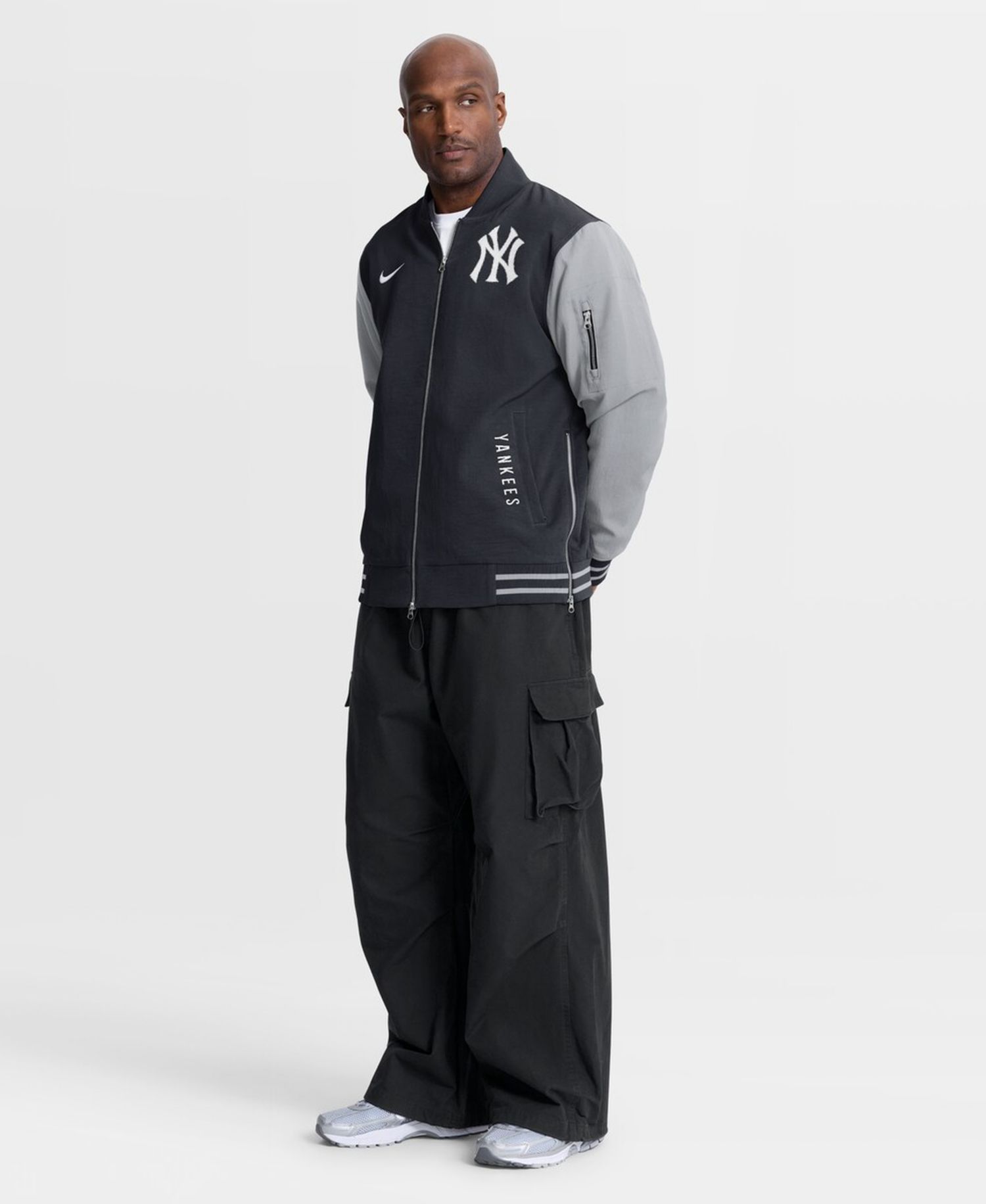Men's Navy/Gray New York Yankees Authentic Collection Dugout Relaxed Full-Zip Bomber Jacket