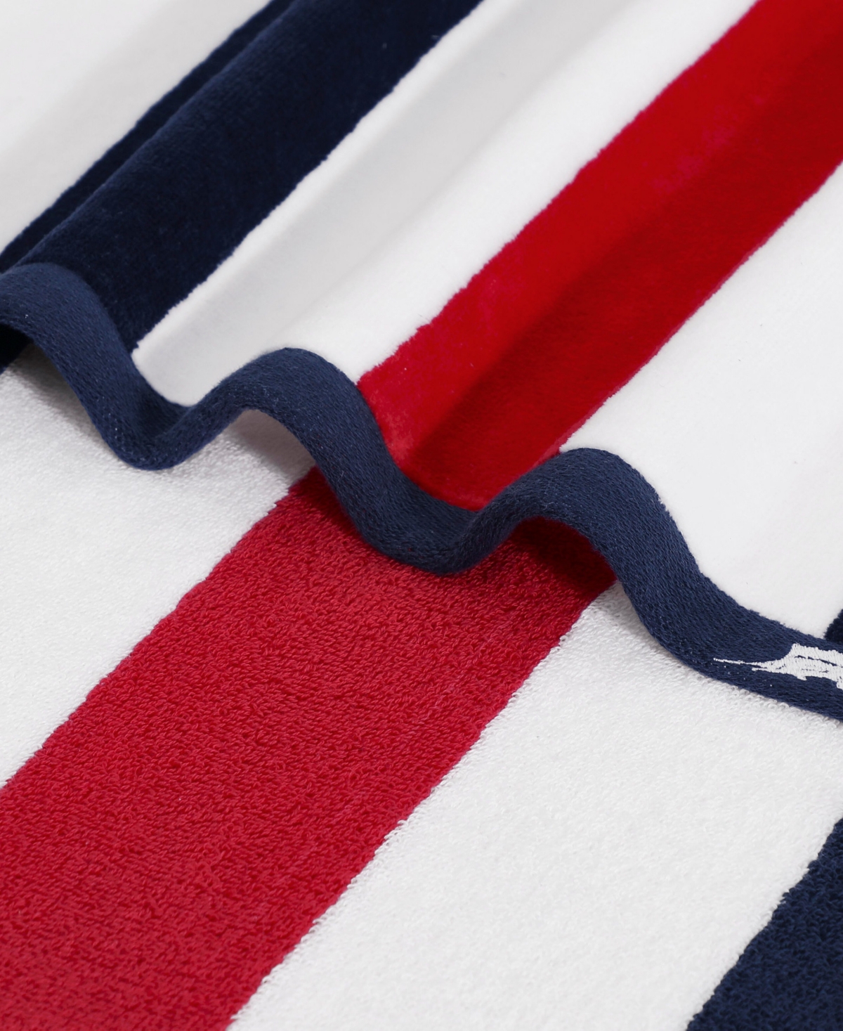 Tommy Bahama Beachside Yarn Dyed 2-Piece Beach Towel Set