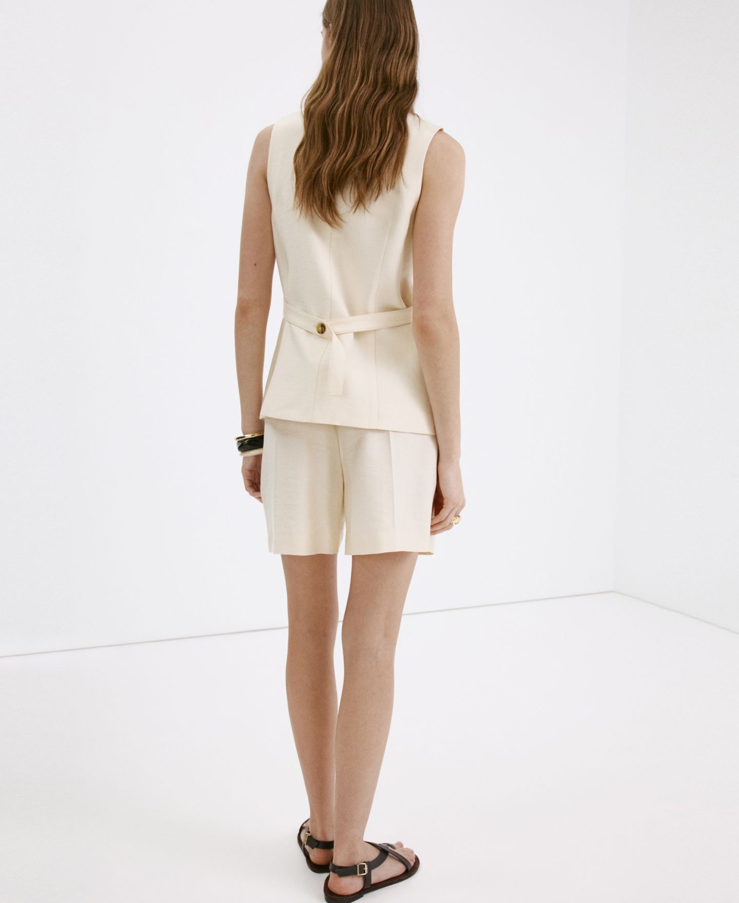 Женские шорты MANGO Straight-Fit High-Waist Bermuda, цвет: Экрю — фото 3